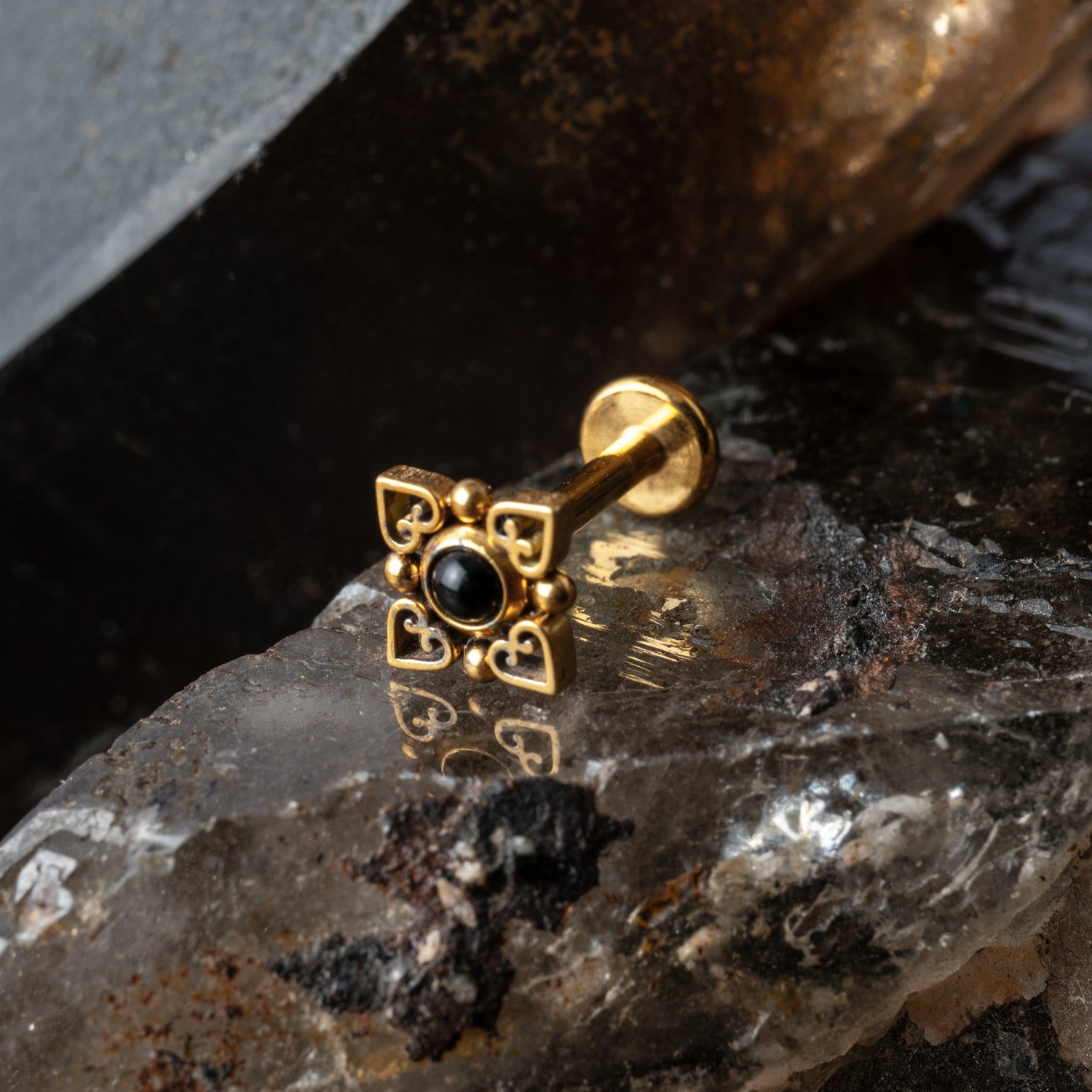 Golden Neptune Gem Labret