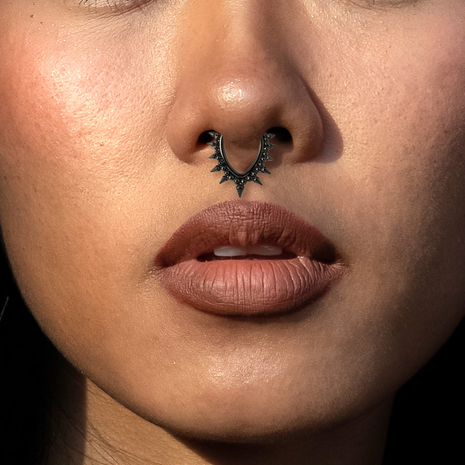 Spiky Brenna Black Septum Clicker