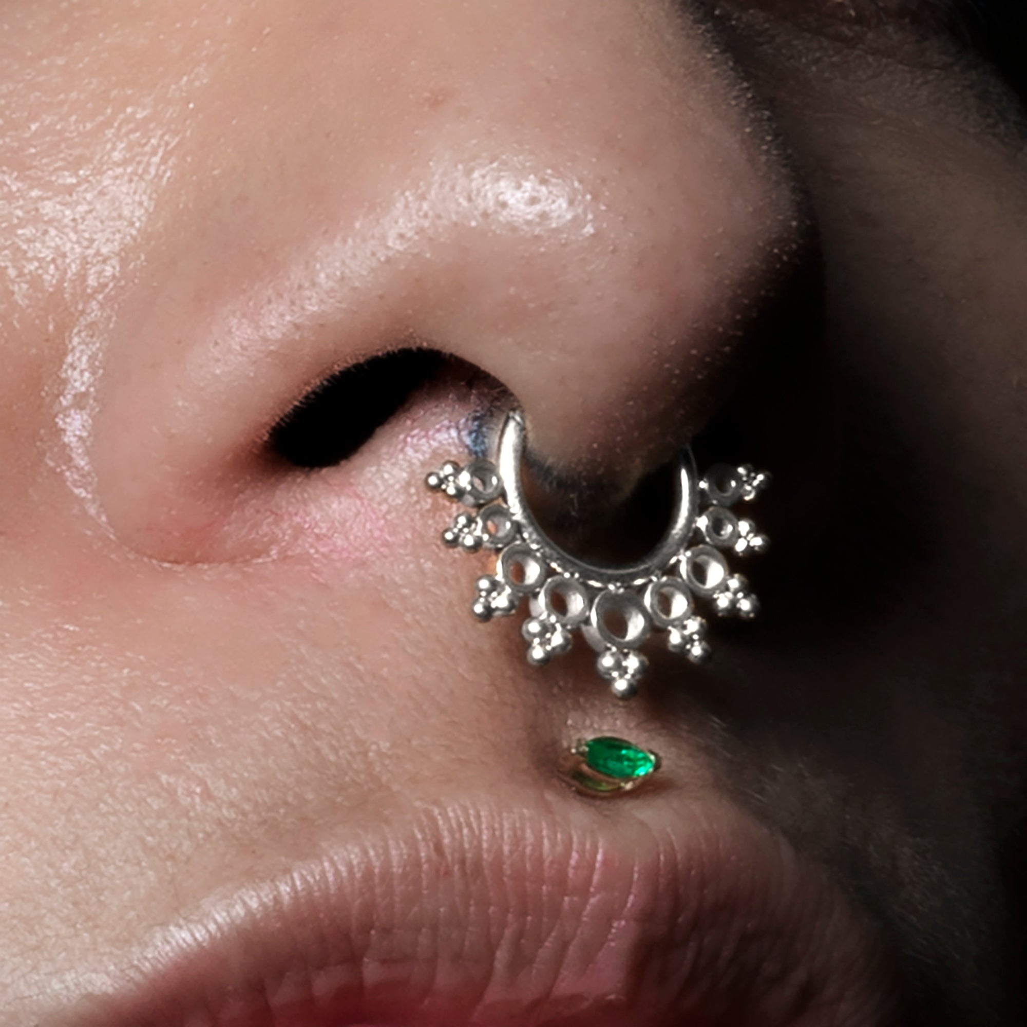 model wearing Tarita Septum Clicker