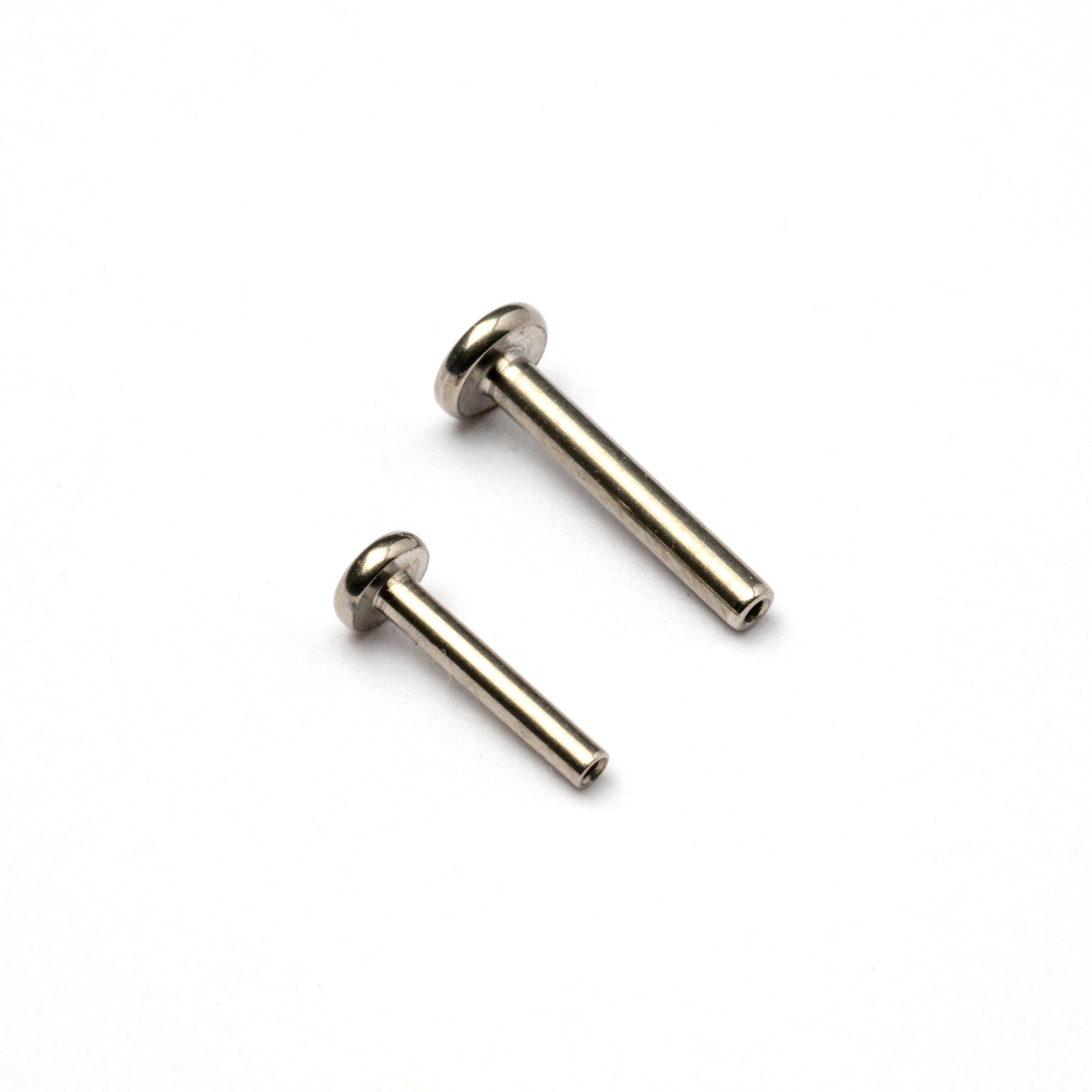 Internally Threaded Labret Bar