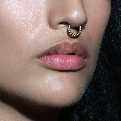 model wearing Twisted Septum Ring