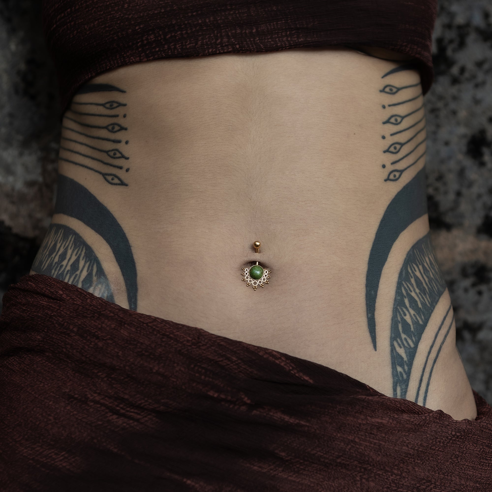 Tarita Golden Belly Bar