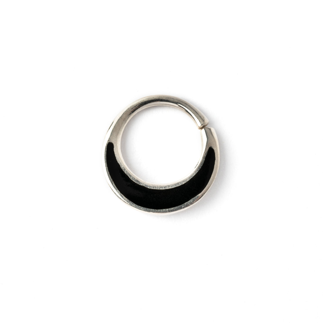 silver septum piercing ring with Black Shell inlay frontal view