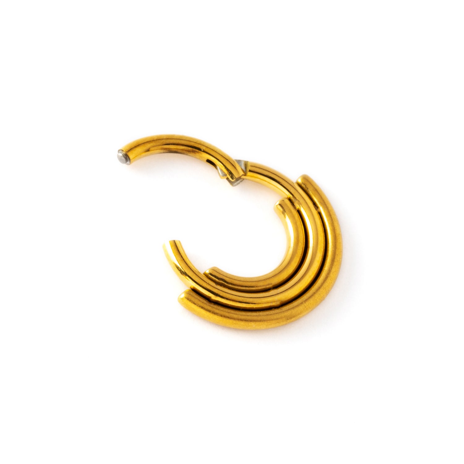 Akasha Golden surgical steel multiple rings septum clicker closure view