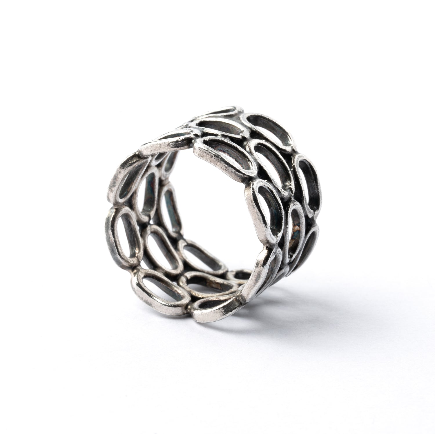 Barba Tribal Silver Ring side view