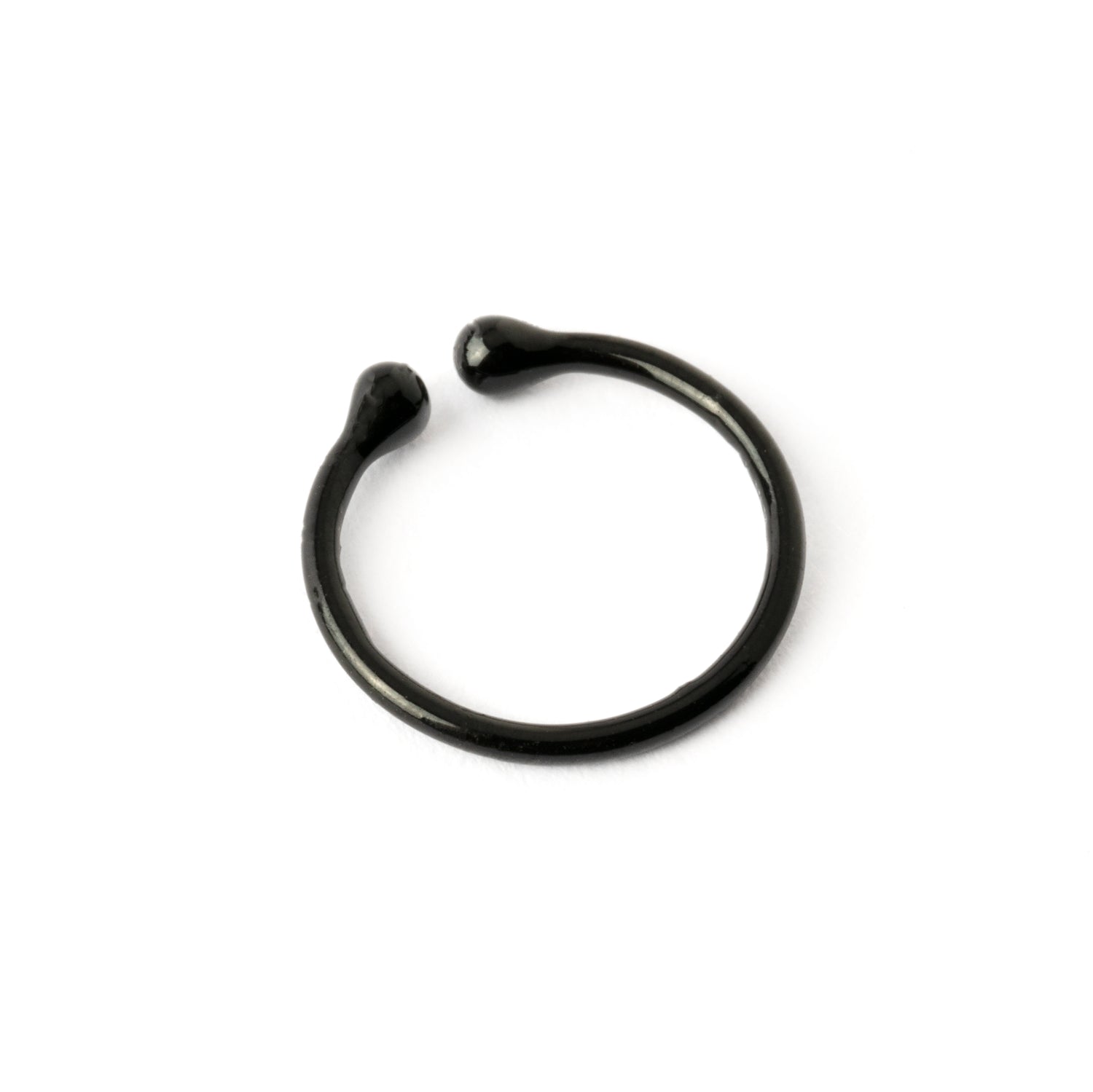 Black-fake-piercing-ring3
