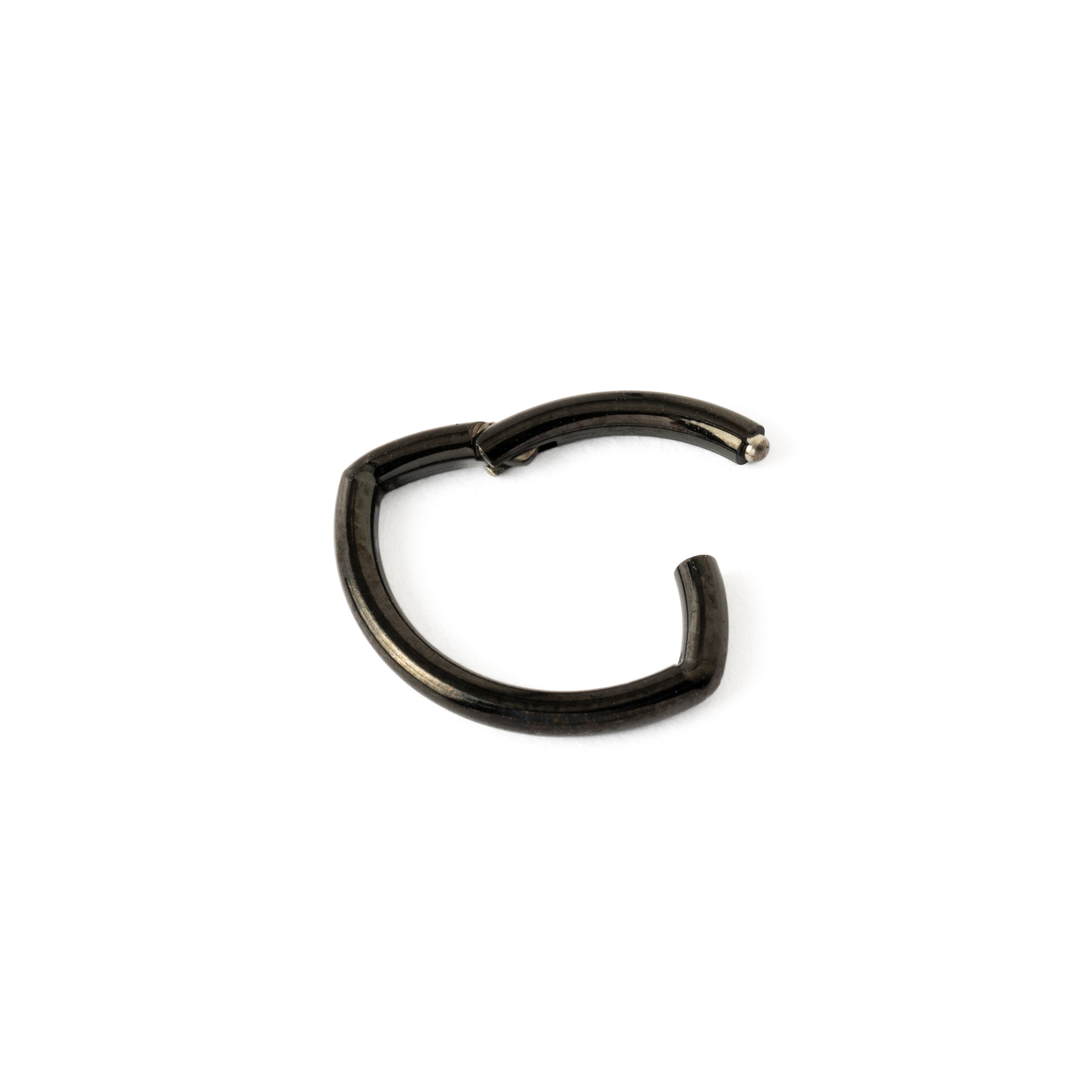 Black Oval Clicker Ring hinged segment view