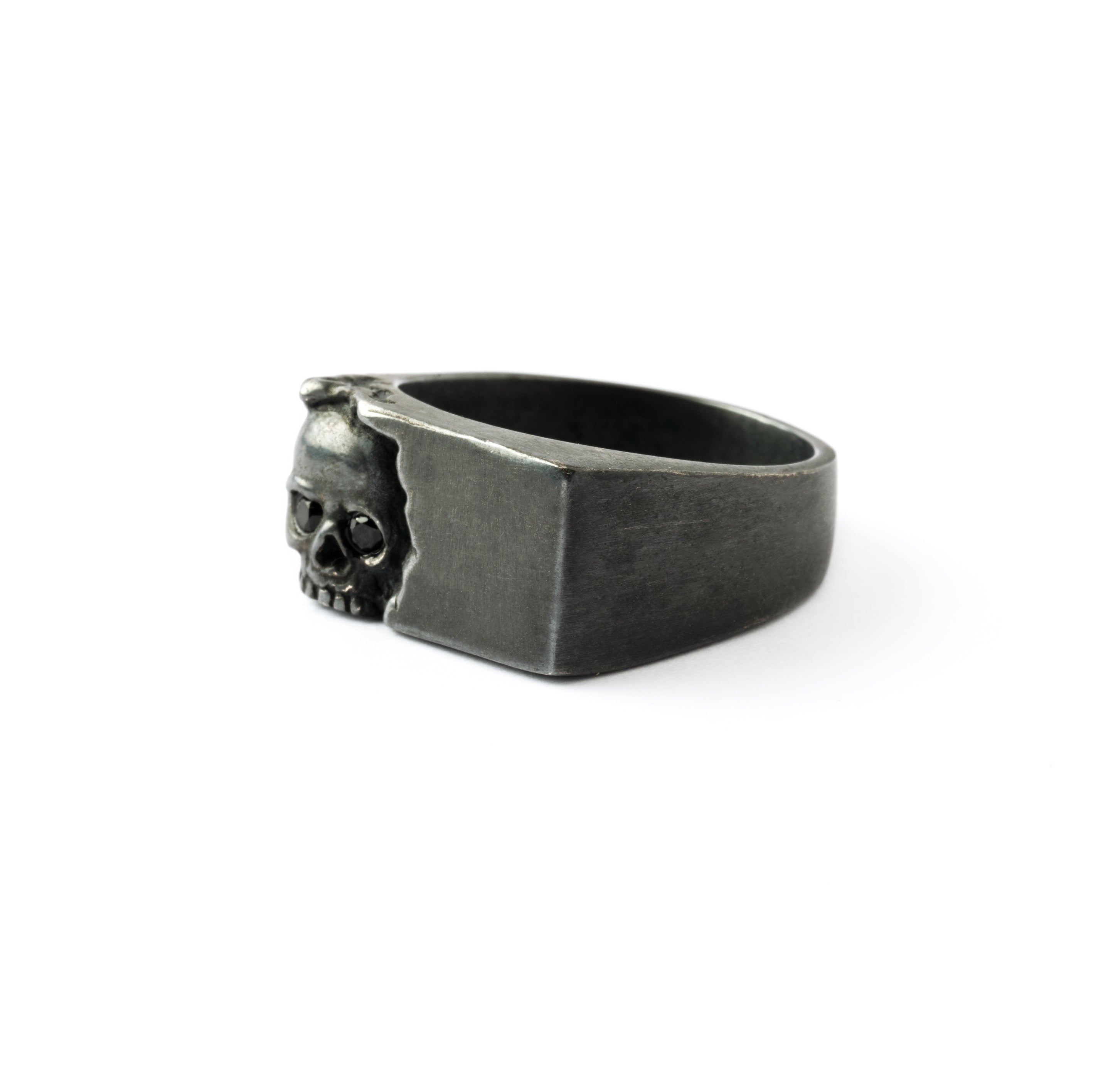 Break Free Skull Black Silver Ring left side view