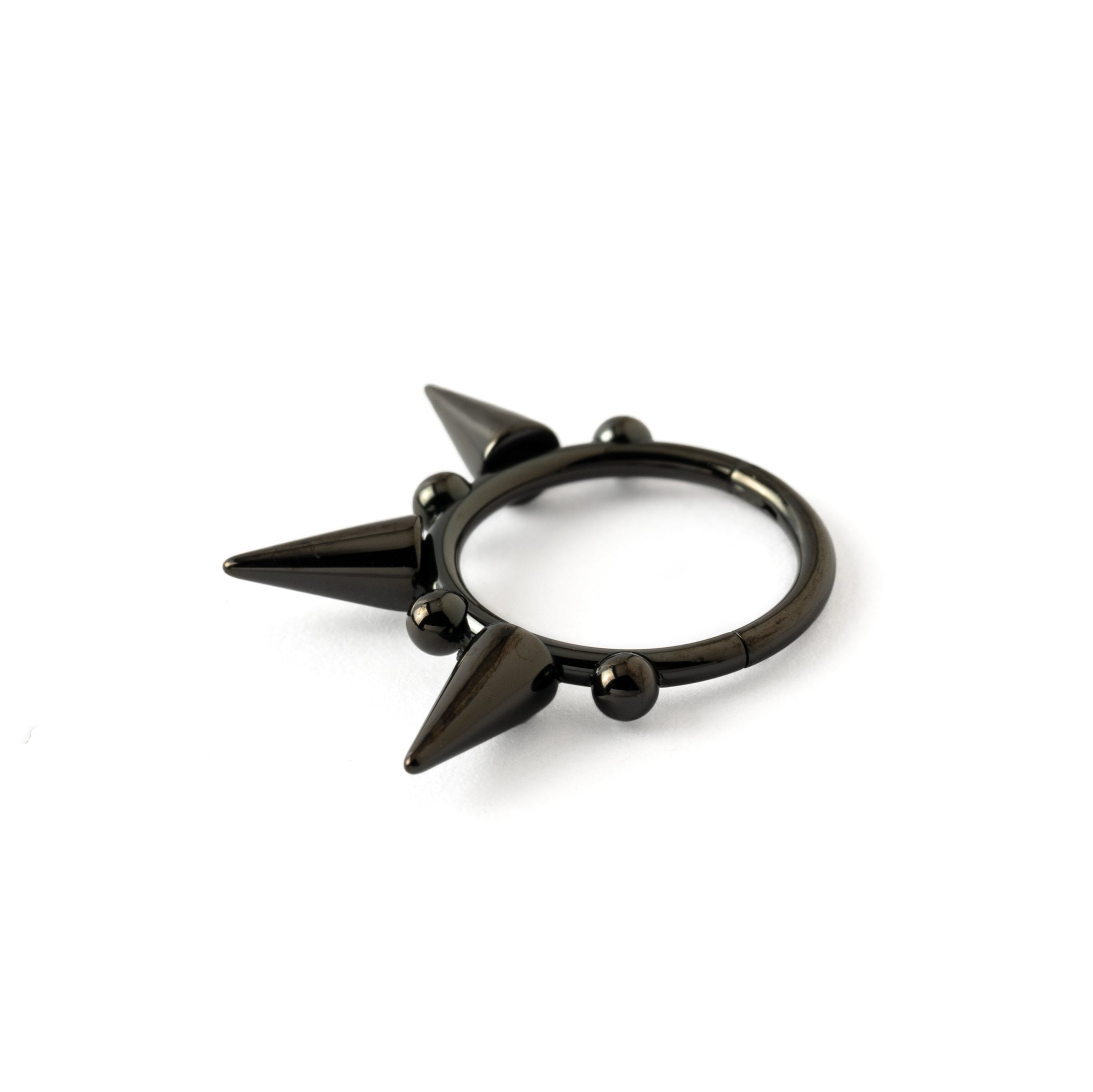 Black surgical steel Spikes Septum Clicker ring side view