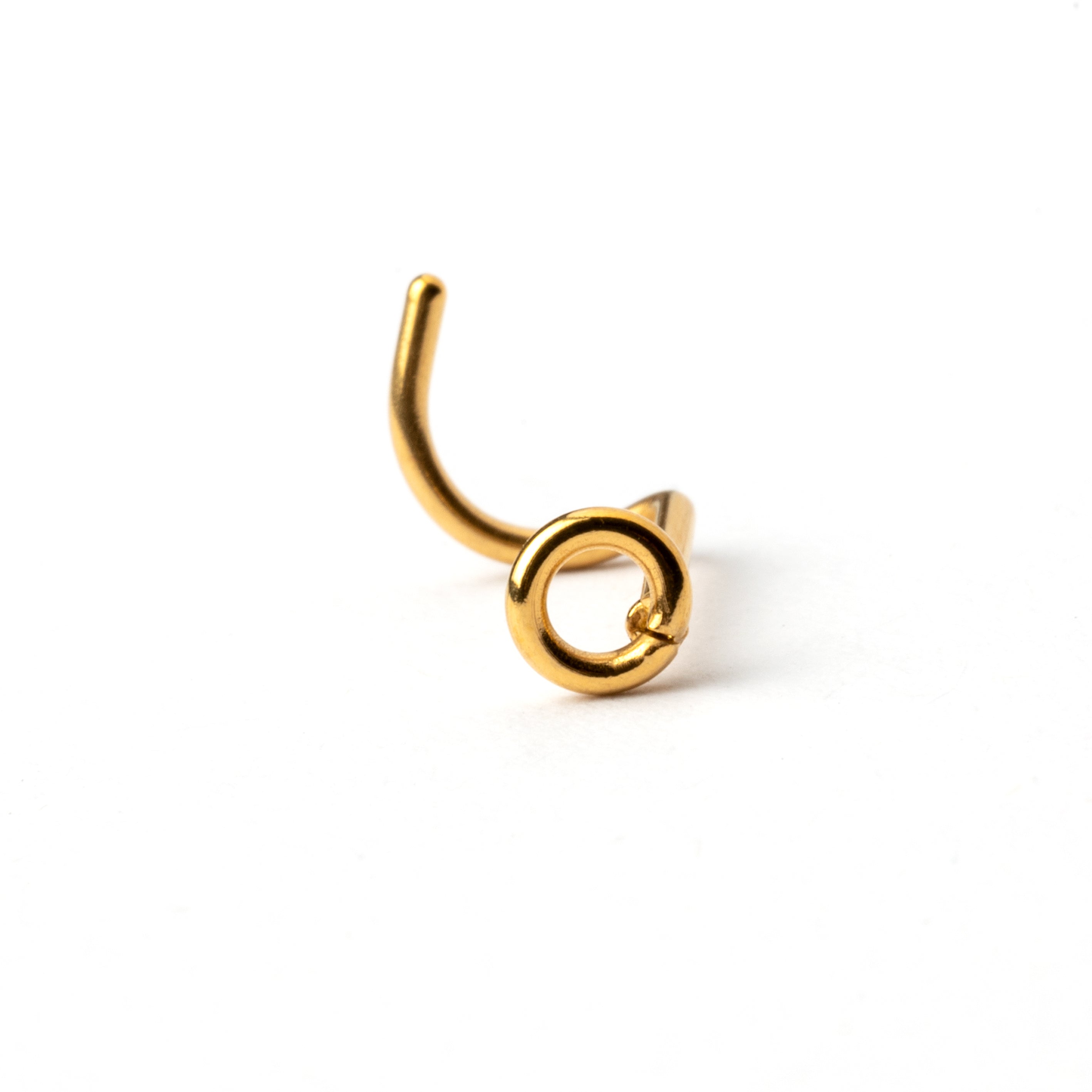 golden circle wire nose stud frontal view