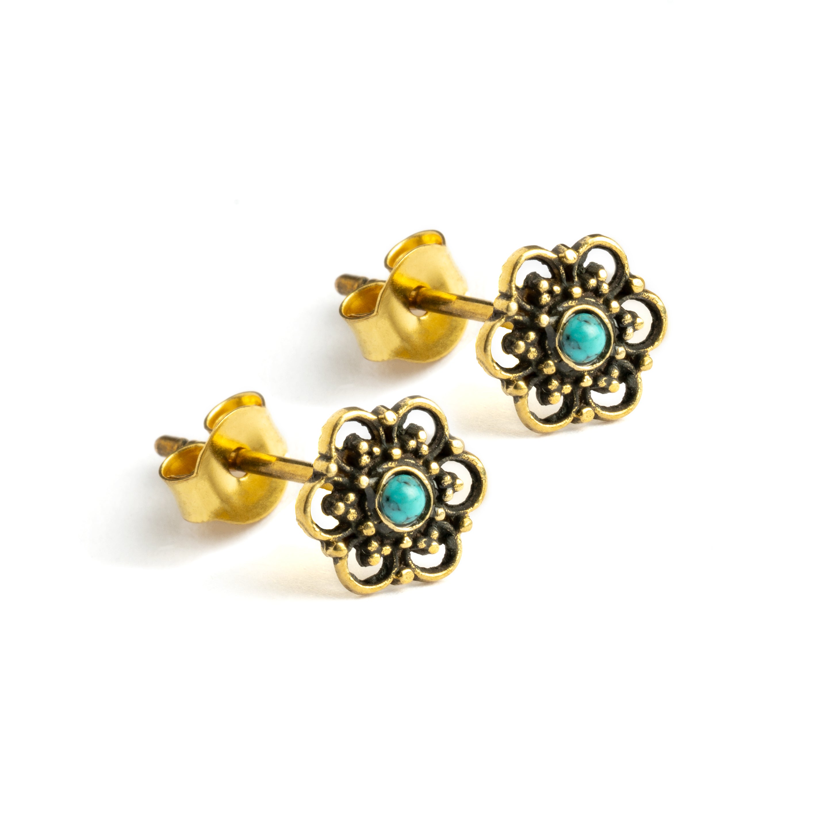 Brass-flower-stud-earrings-with-turquoise_1