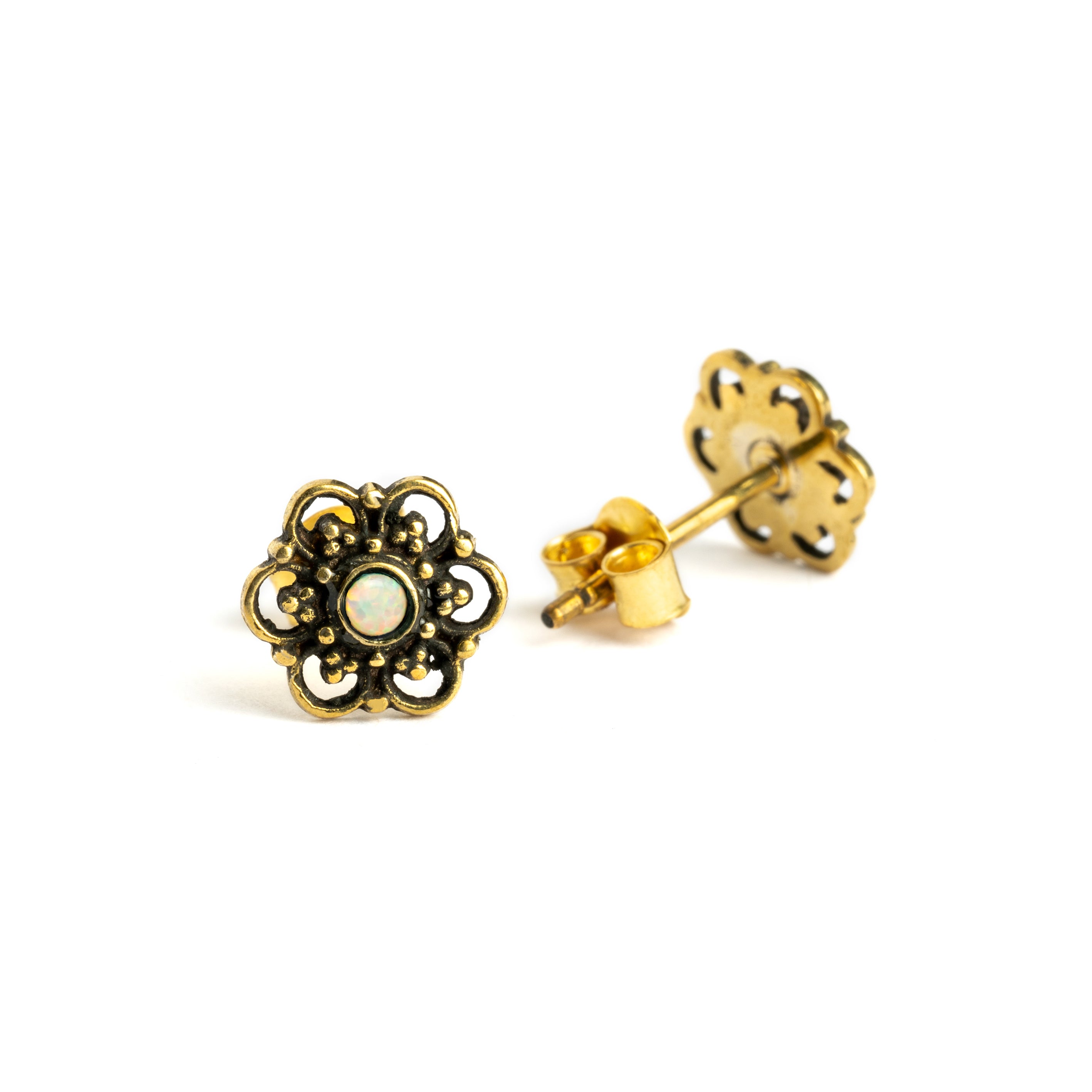 Brass-flower-stud-earrings-with-w-opal_4