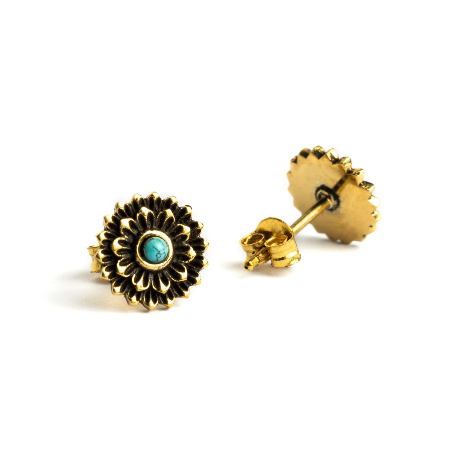 Brass-lotus-stud-earring-with-turquoise_3