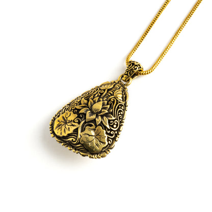 Carved-buddha-lotus-pendant-necklace_3