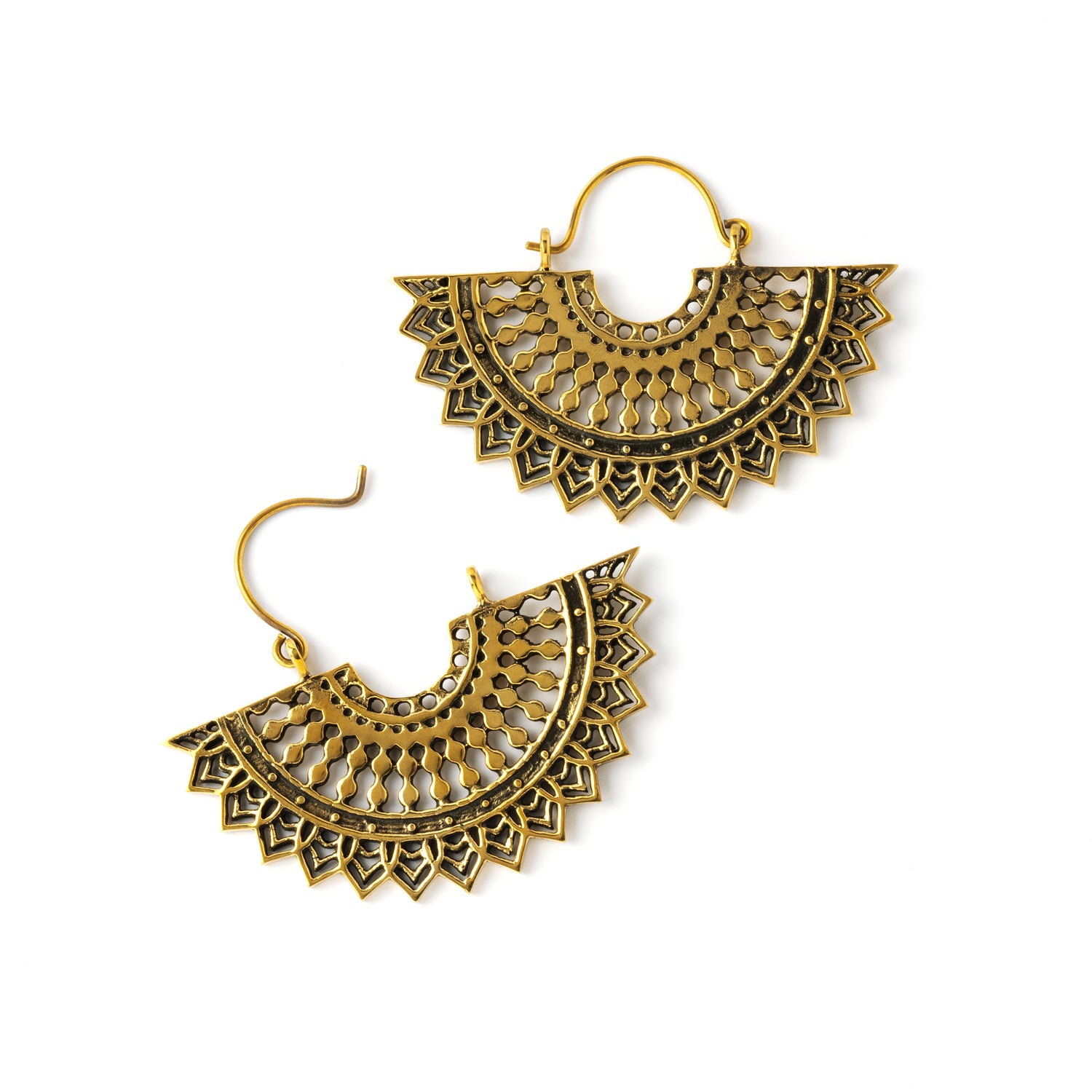 pair of golden brass fan shaped earrings frontal open closure view