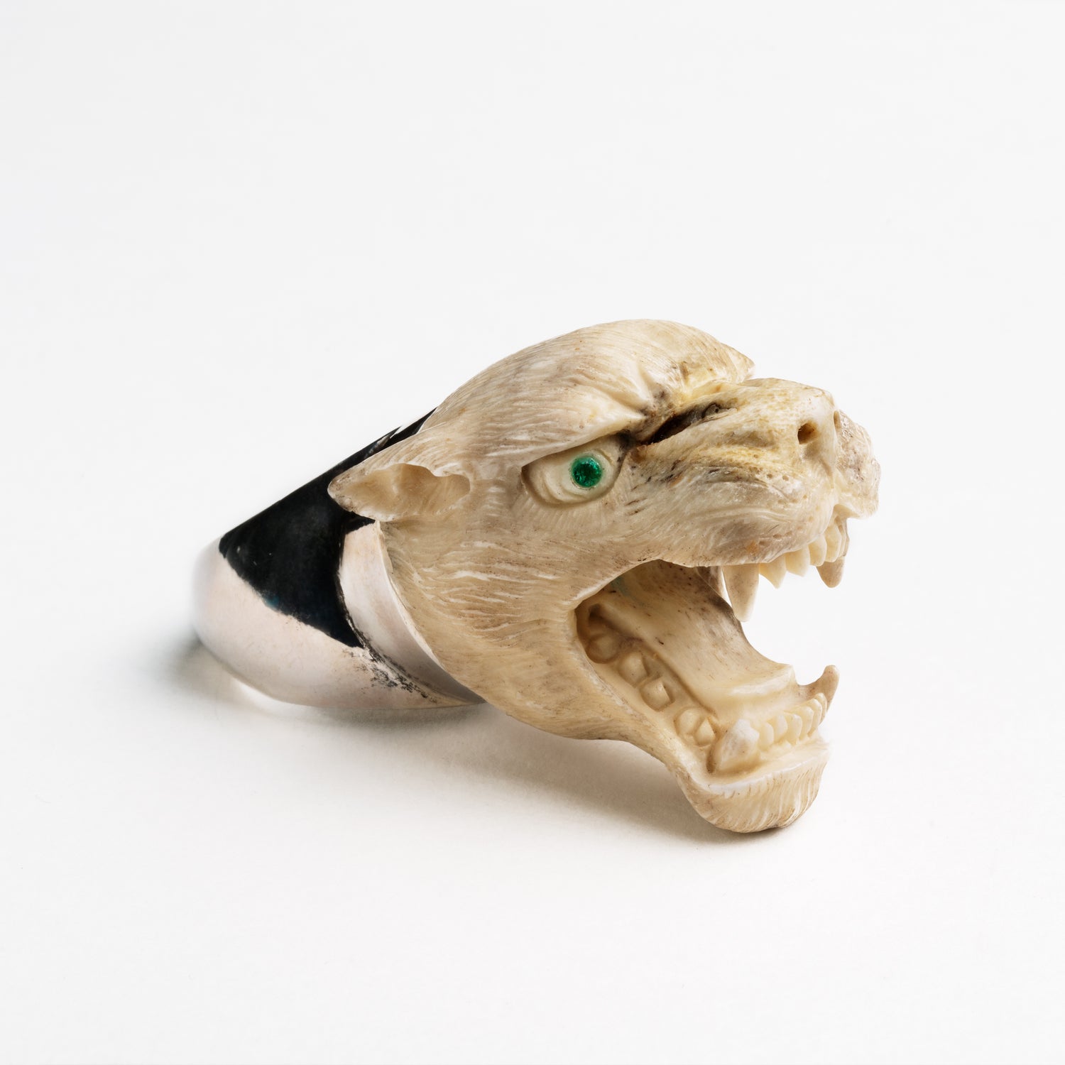 Carved tiger head silver ring