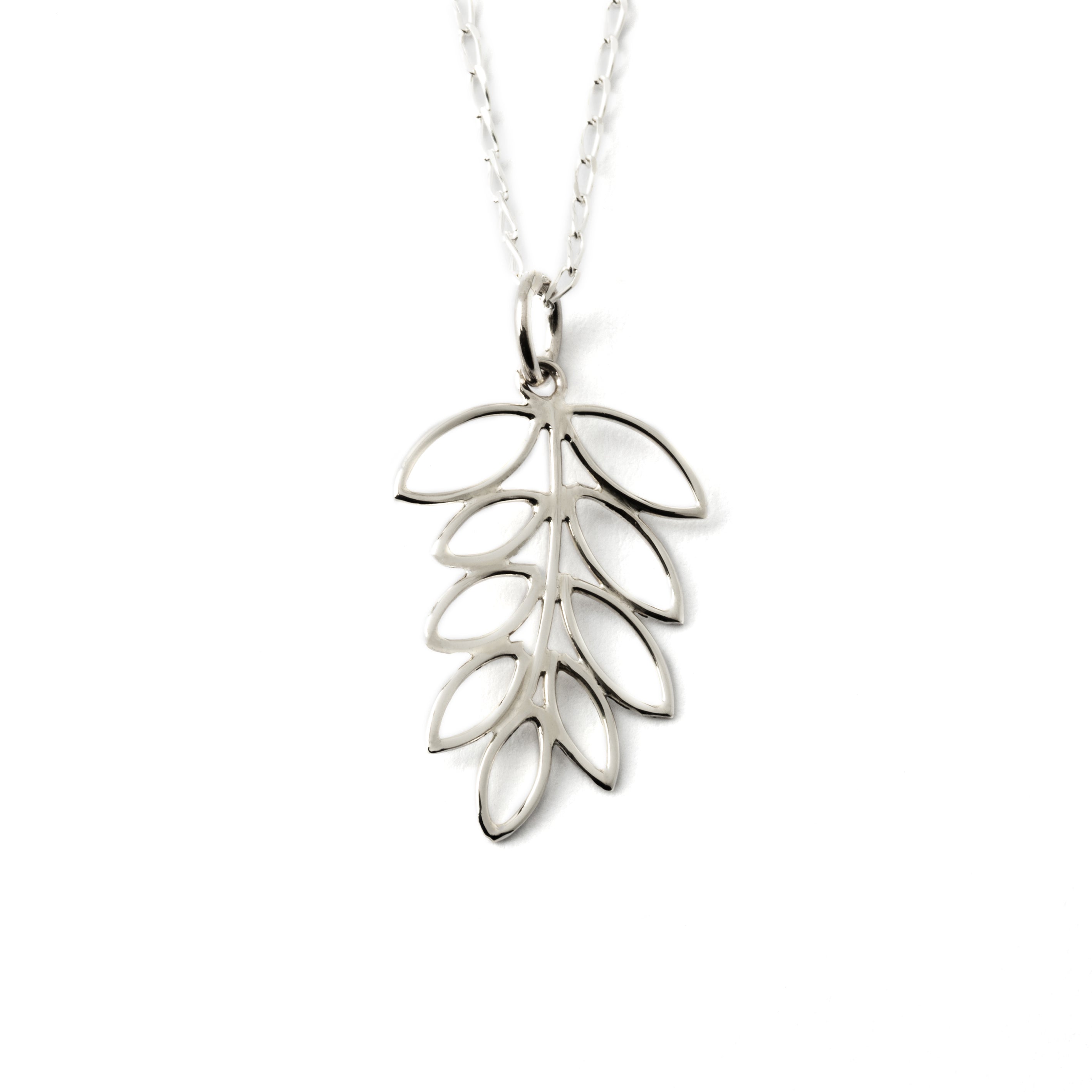 Floral-charm-necklace-pendant-silver