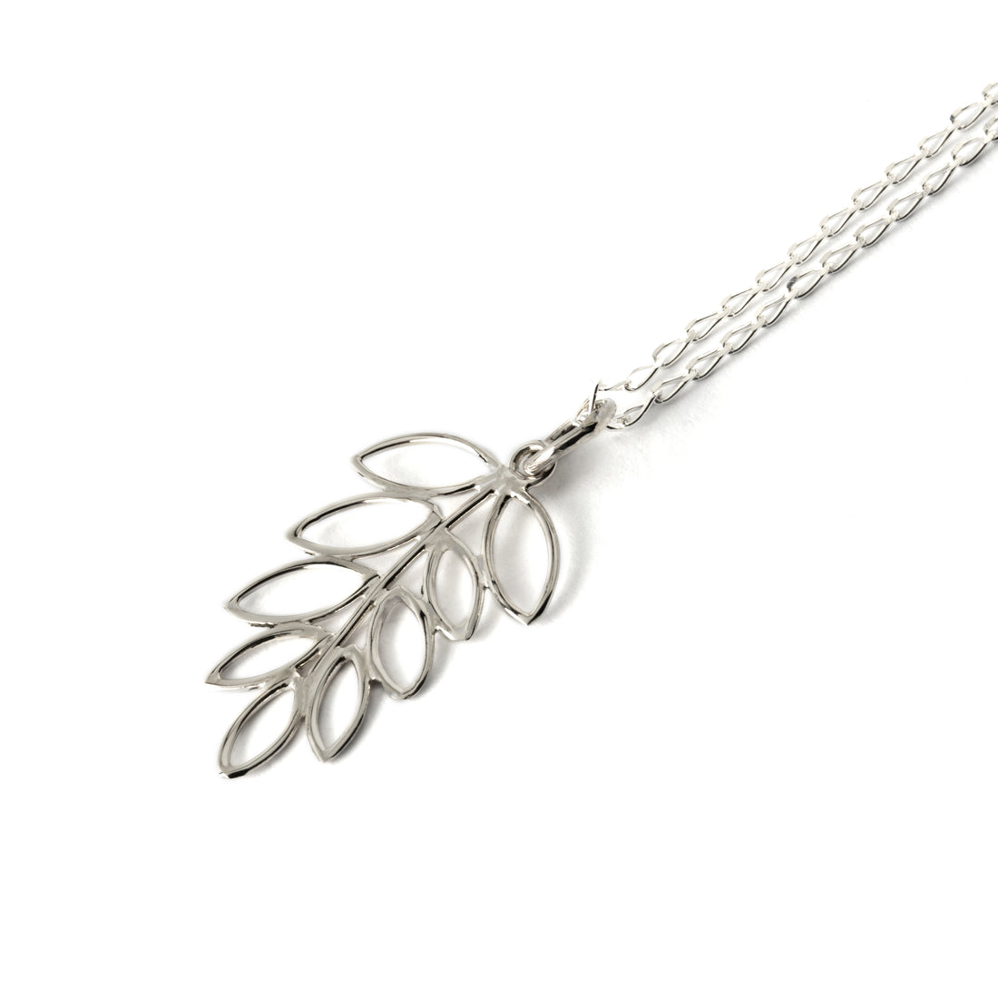 Floral-charm-necklace-pendant-silver