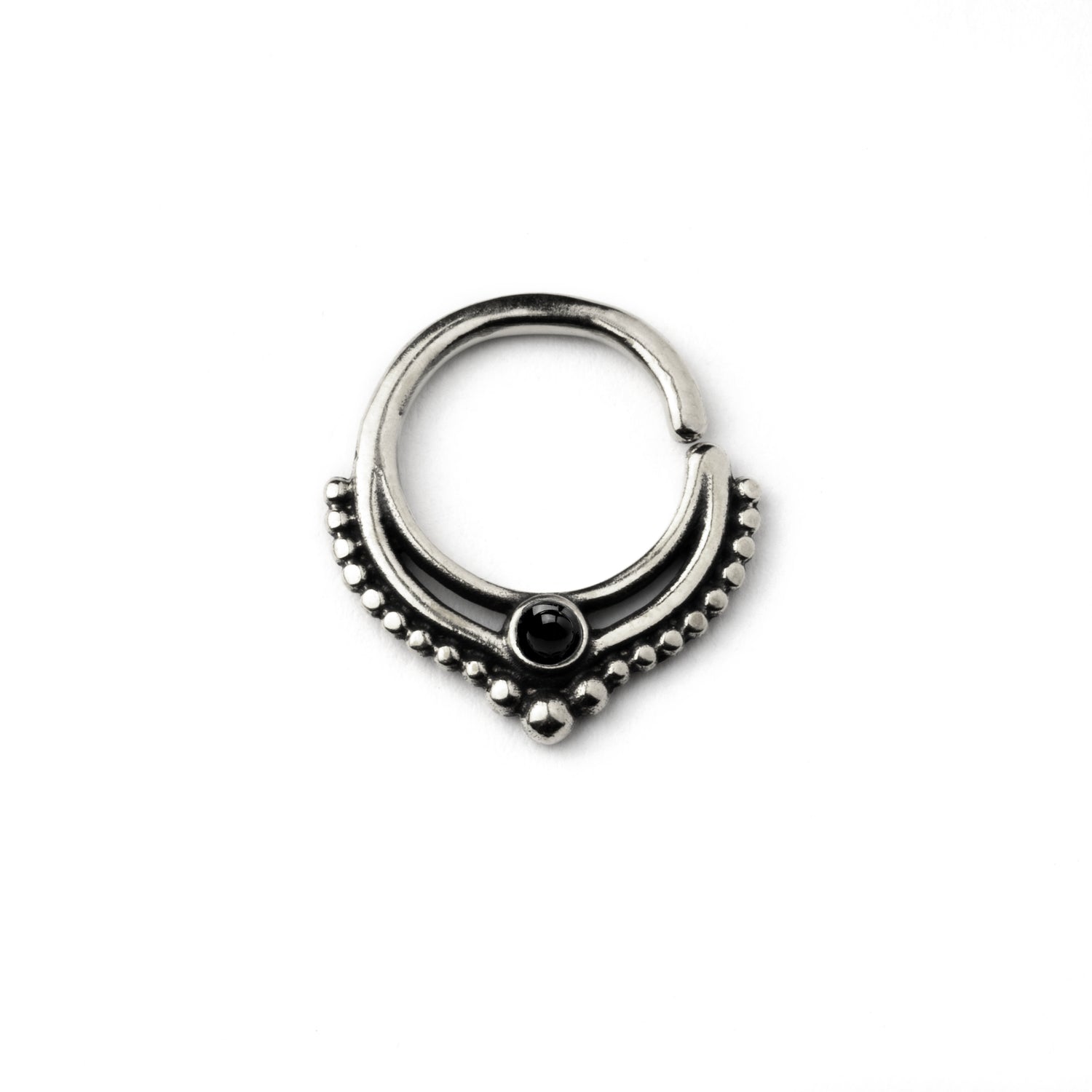 Sterling Silver teardrop Deva septum ring with Black Onyx frontal view