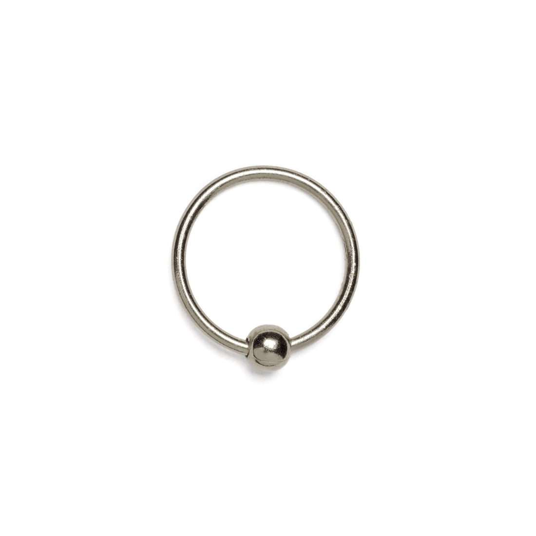 8mm Dhevan silver piercing ring with ball closure frontal view