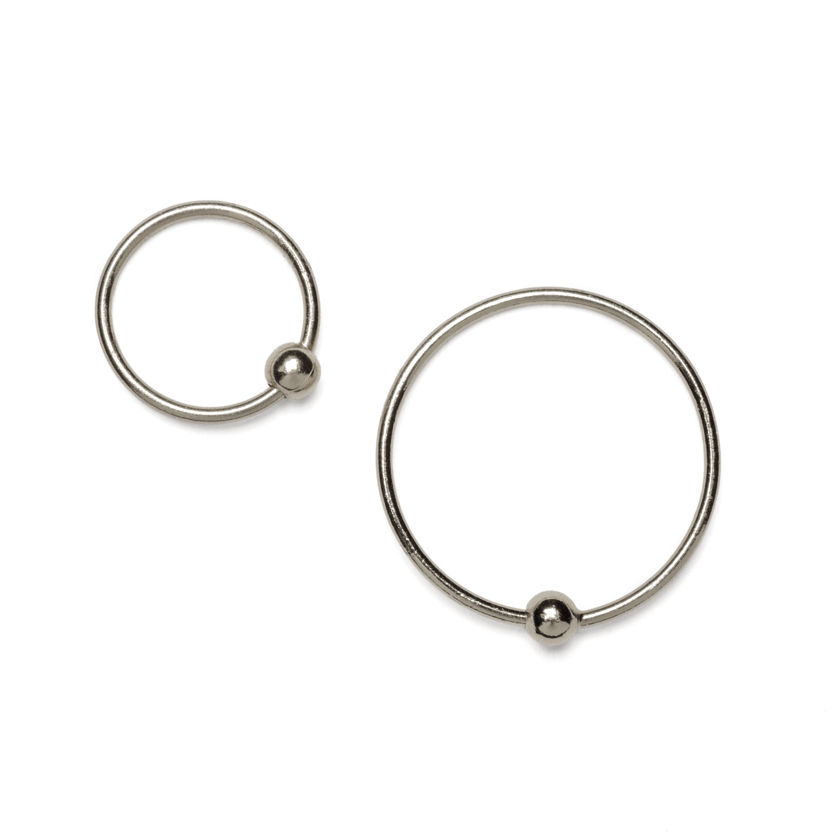 8mm and 10 mm Dhevan silver piercing ring with ball closure frontal view