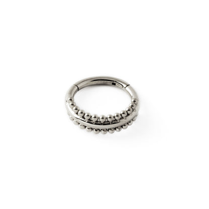 Didi surgical steel clicker ring frontal view