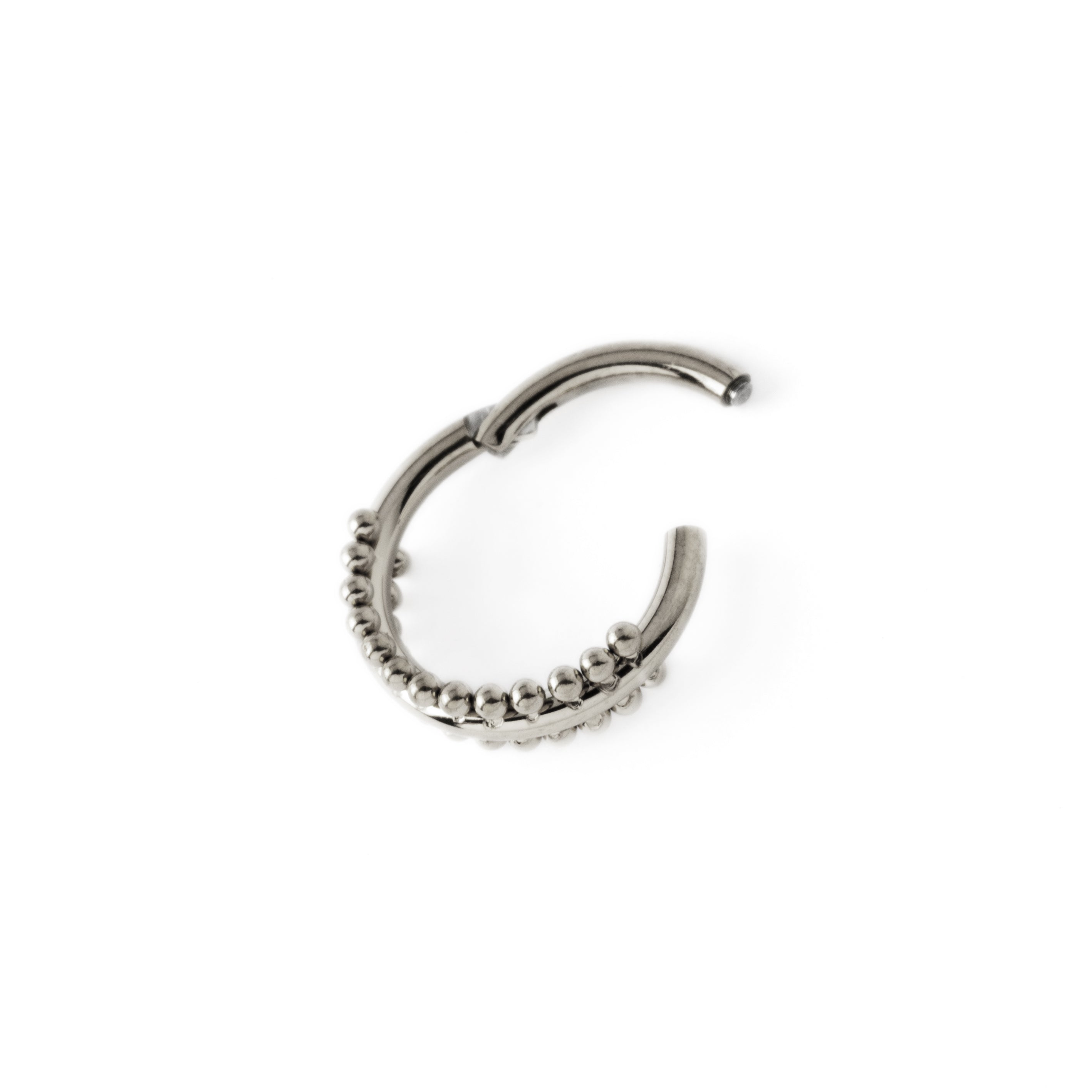 Didi surgical steel clicker ring hinged segment view