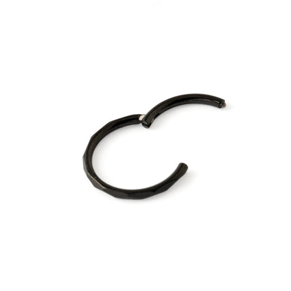 Faceted Black surgical steel Clicker Ring hinged segment view