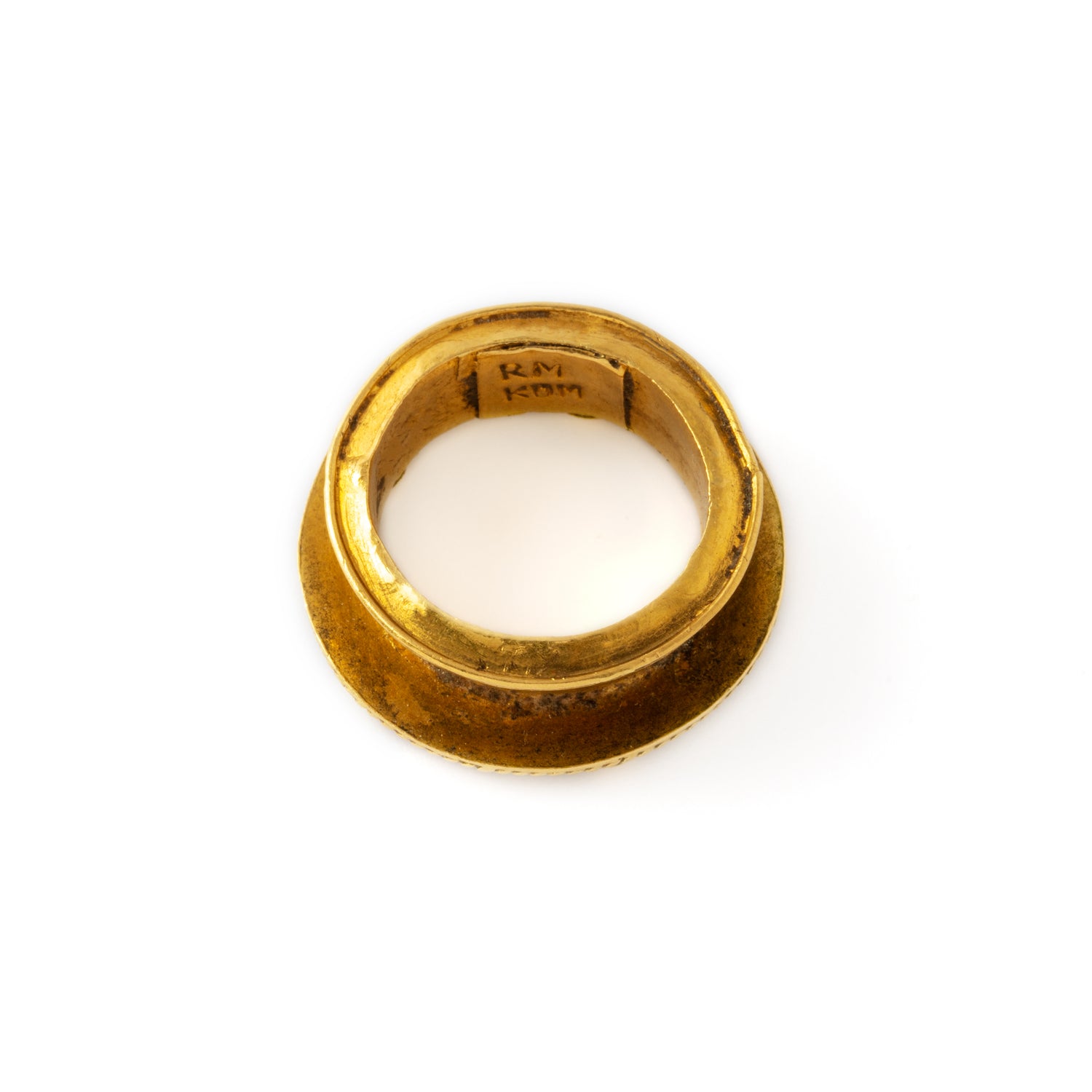 18K Gold plug tunnel3