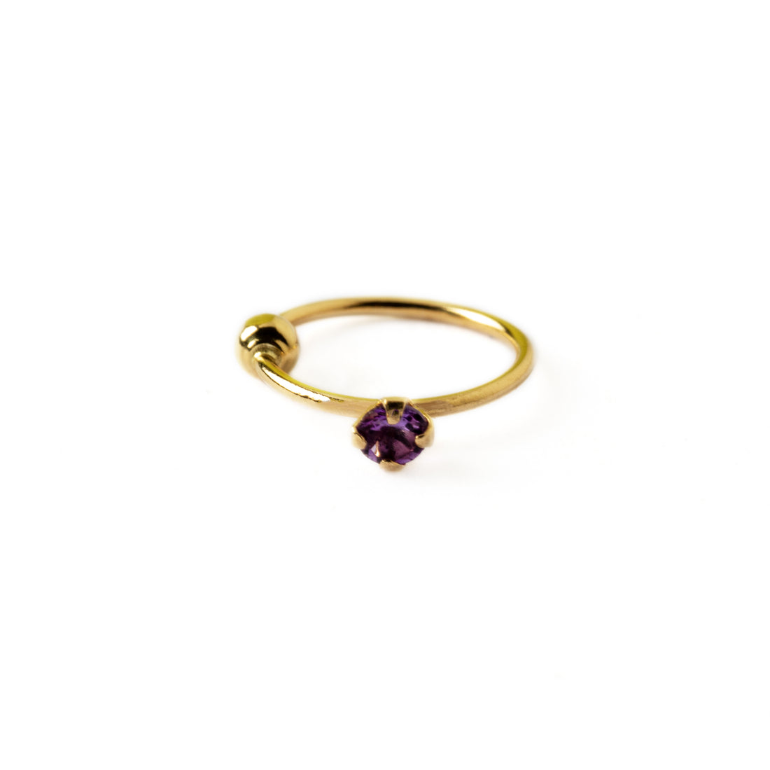 14k Gold nose ring with Amethyst frontal view