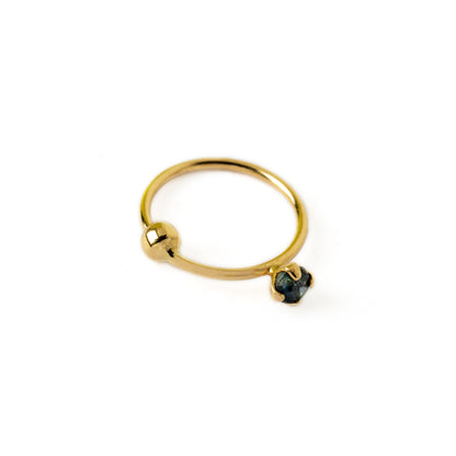 14k Gold nose ring with Sapphire right side view