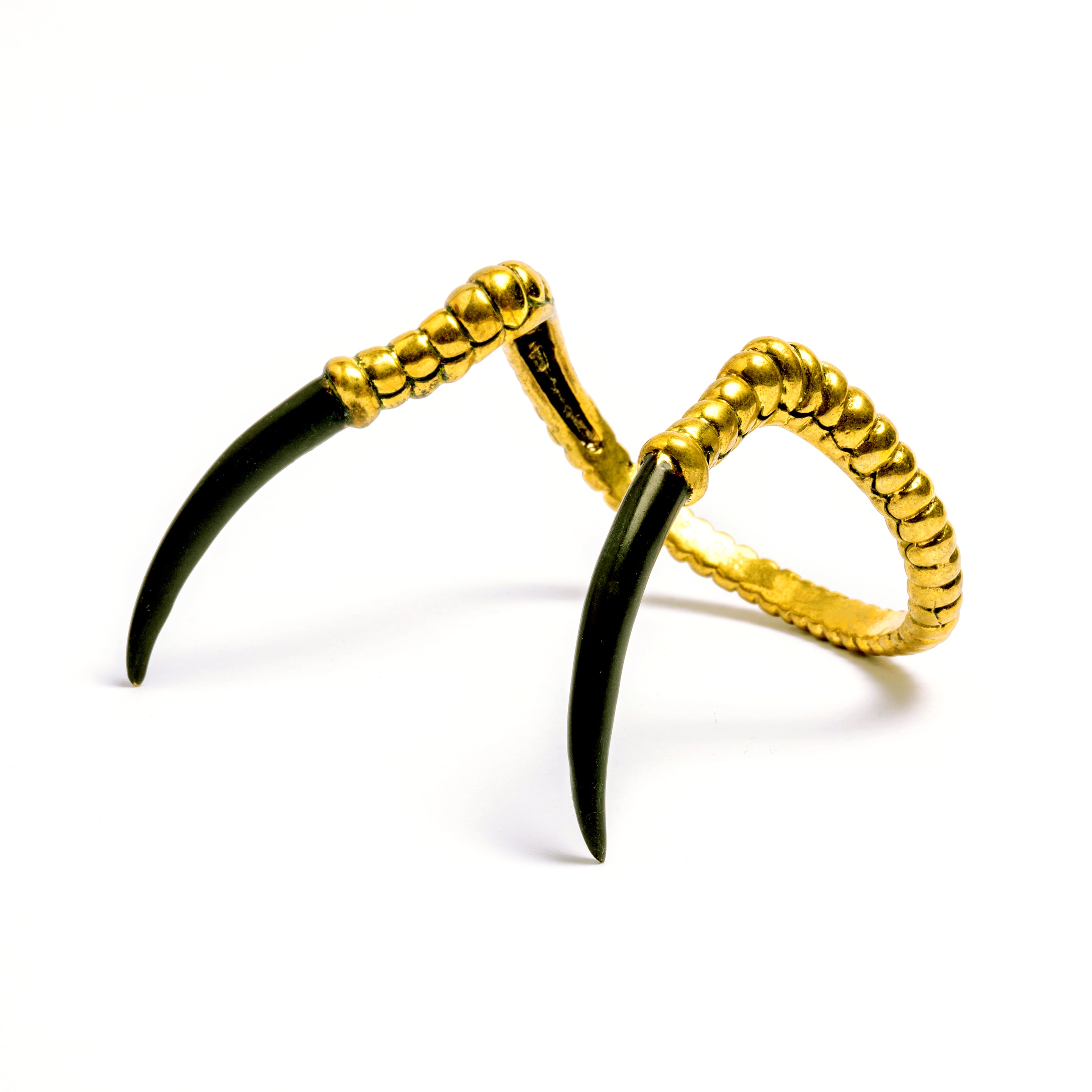 Golden-dragon-claw-bracelet_9