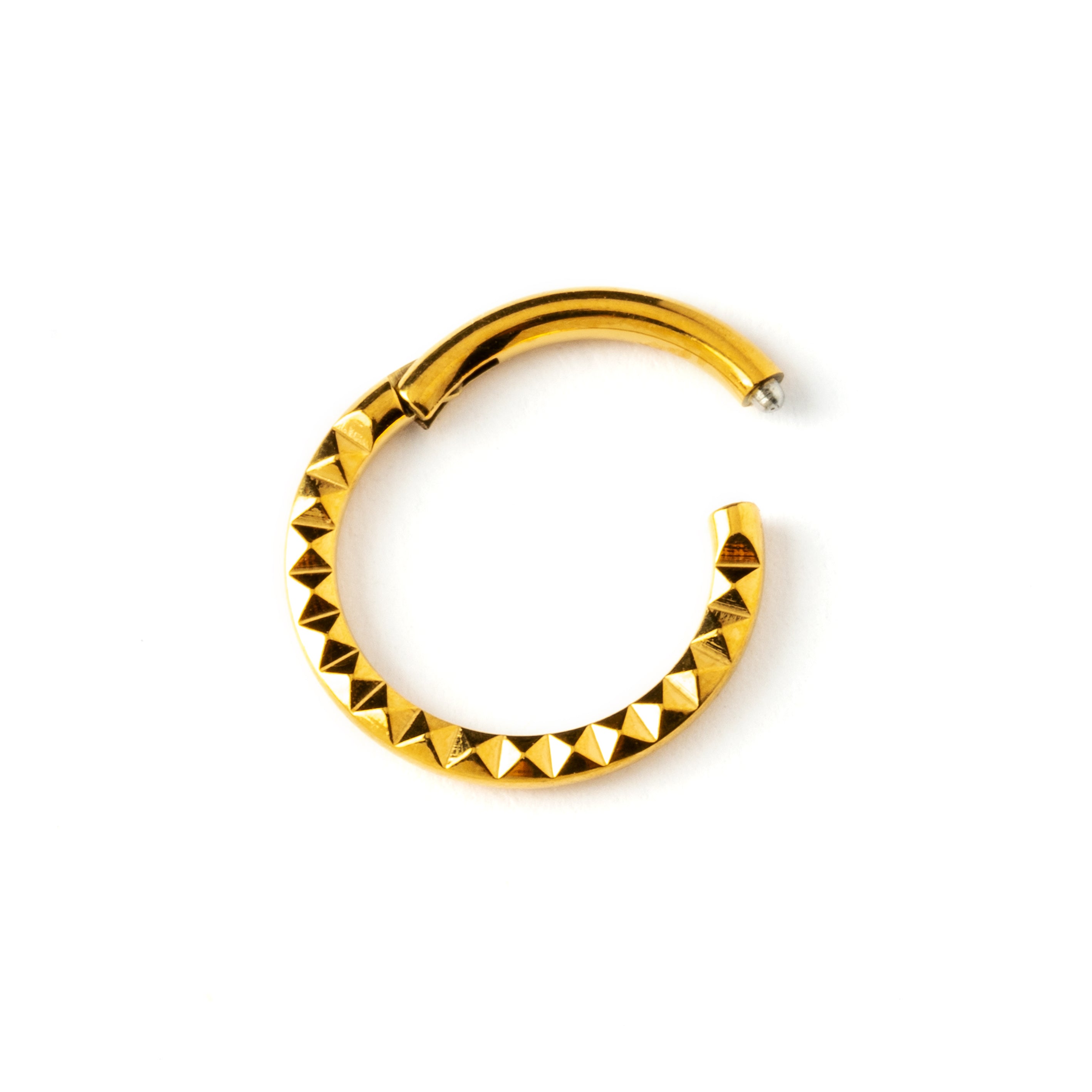Giza rose gold surgical steel clicker ring with 3d pyramid patter closure view