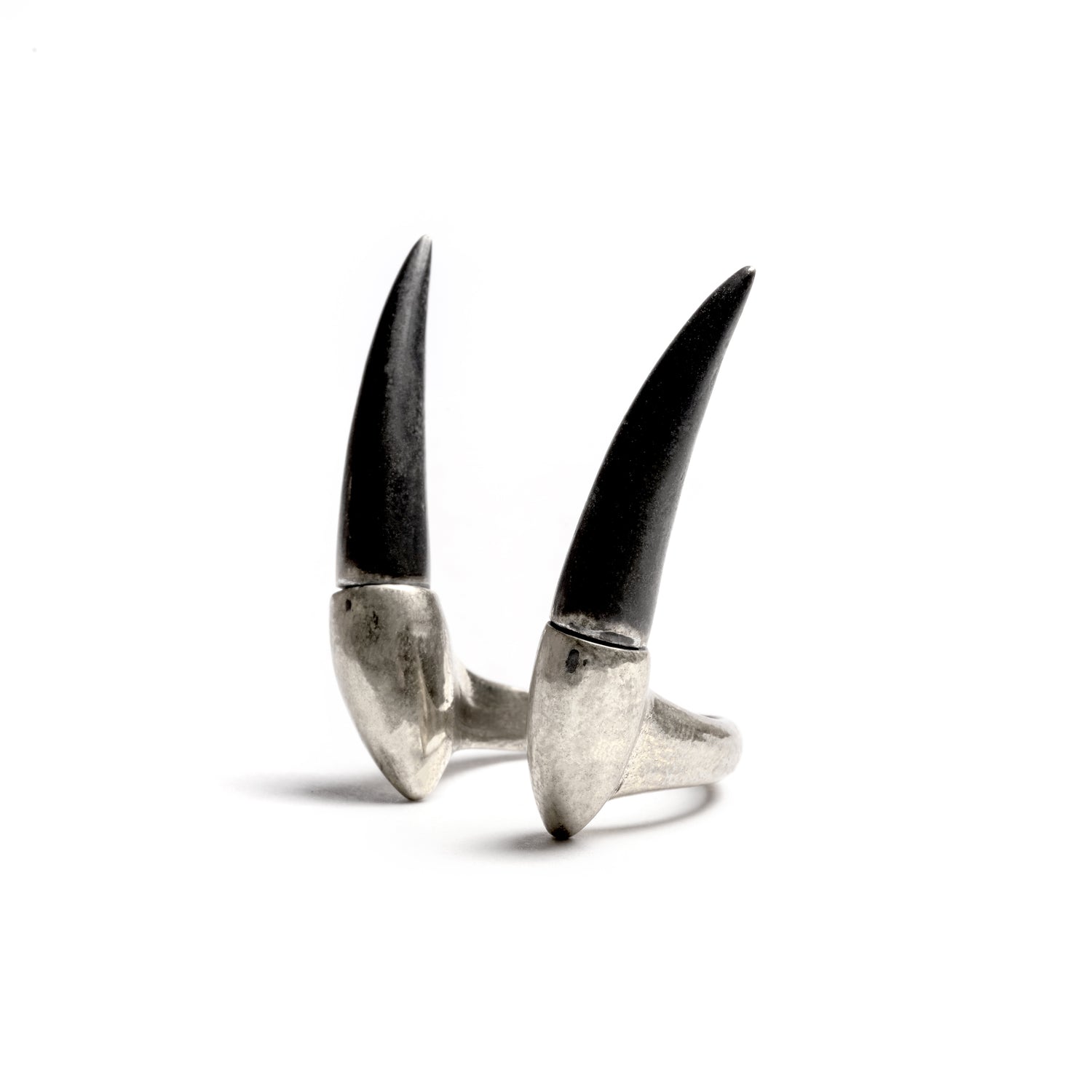 Gothic-claw-adjustable-ring