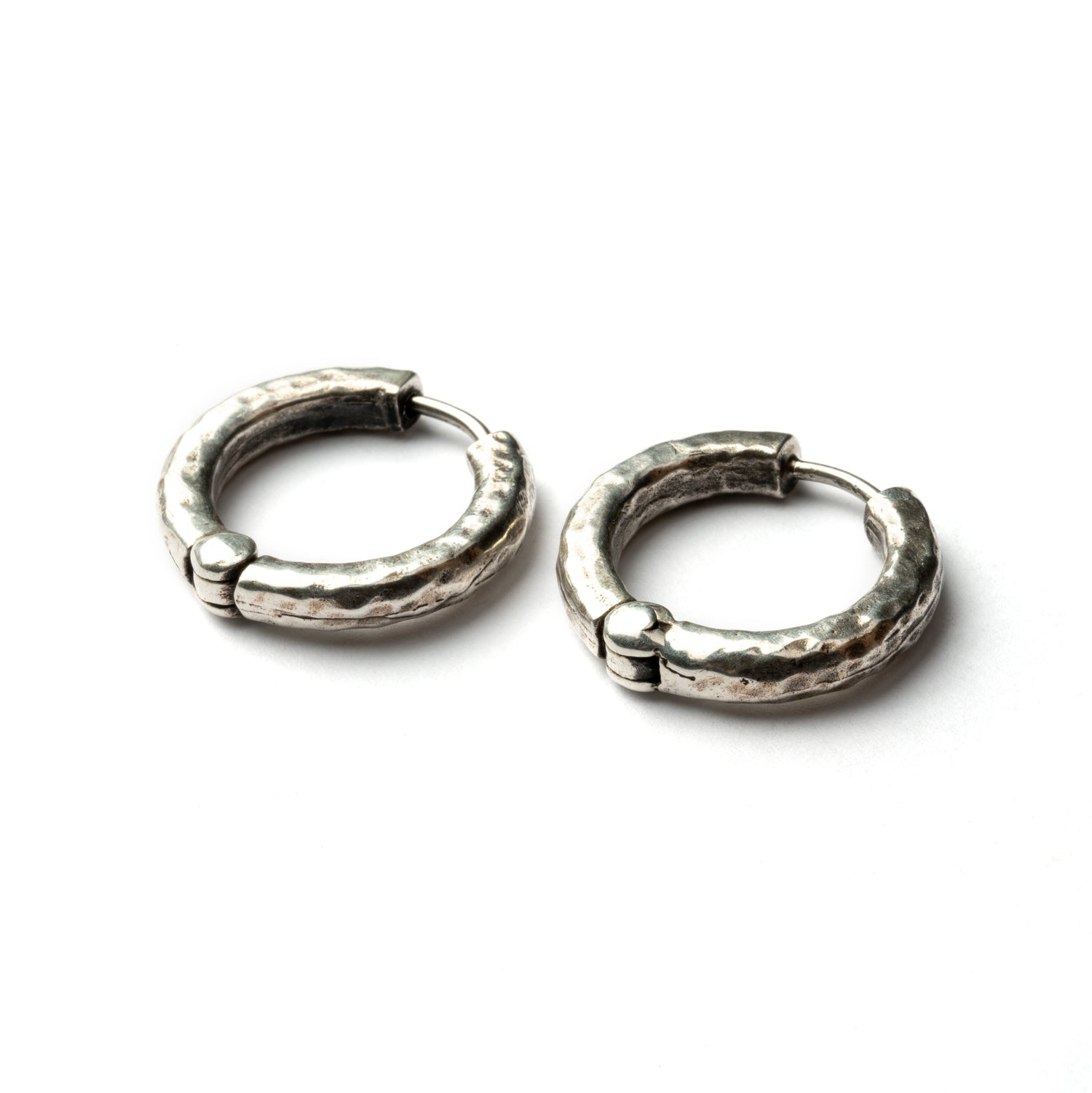 hammered oxidised silver hoop earrings with click on locking system 22mm side view