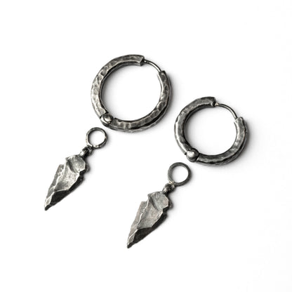 Hammeres-Black-Silver-Arrow-Pendant-Earrings_5
