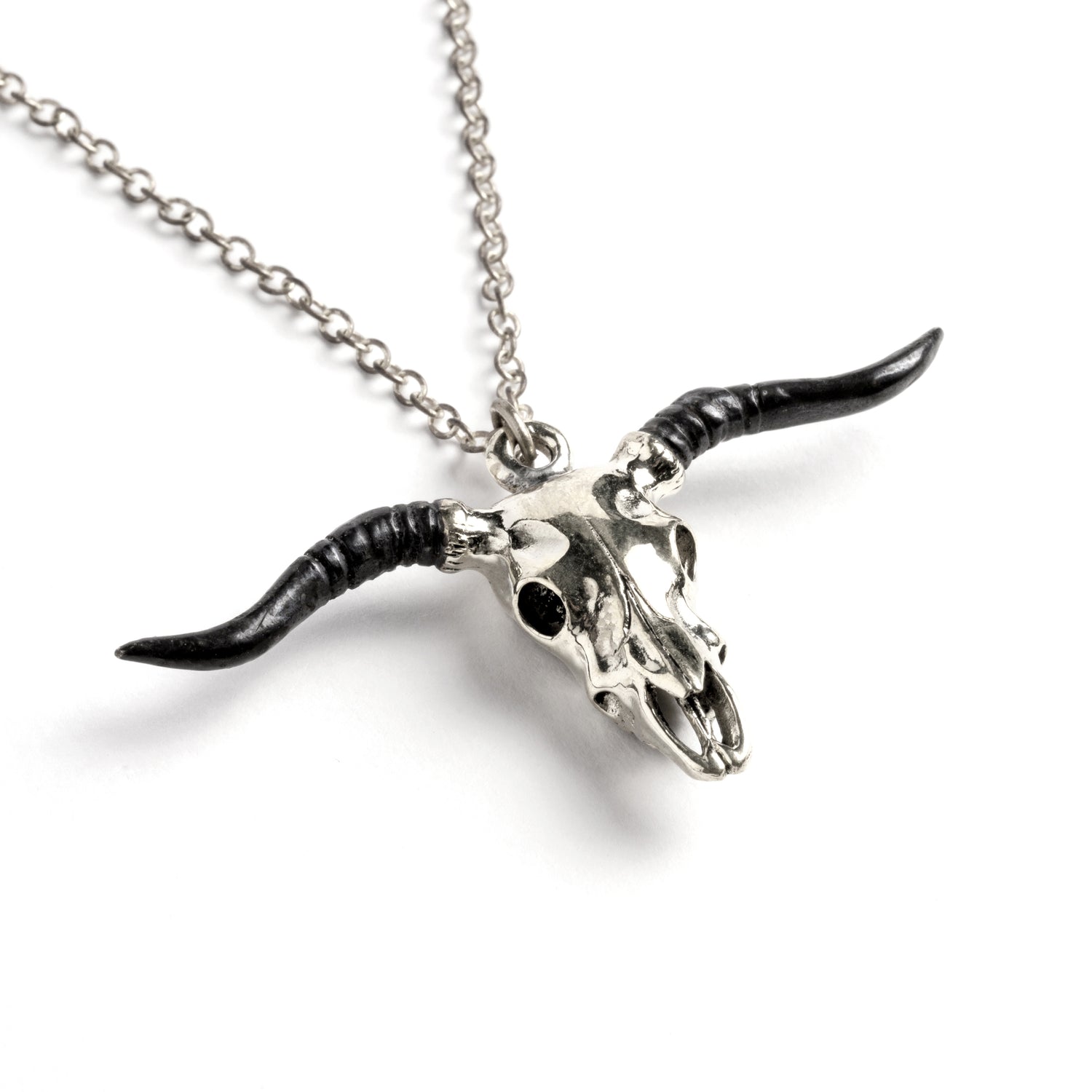 Longhorn-bull-skull-necklace