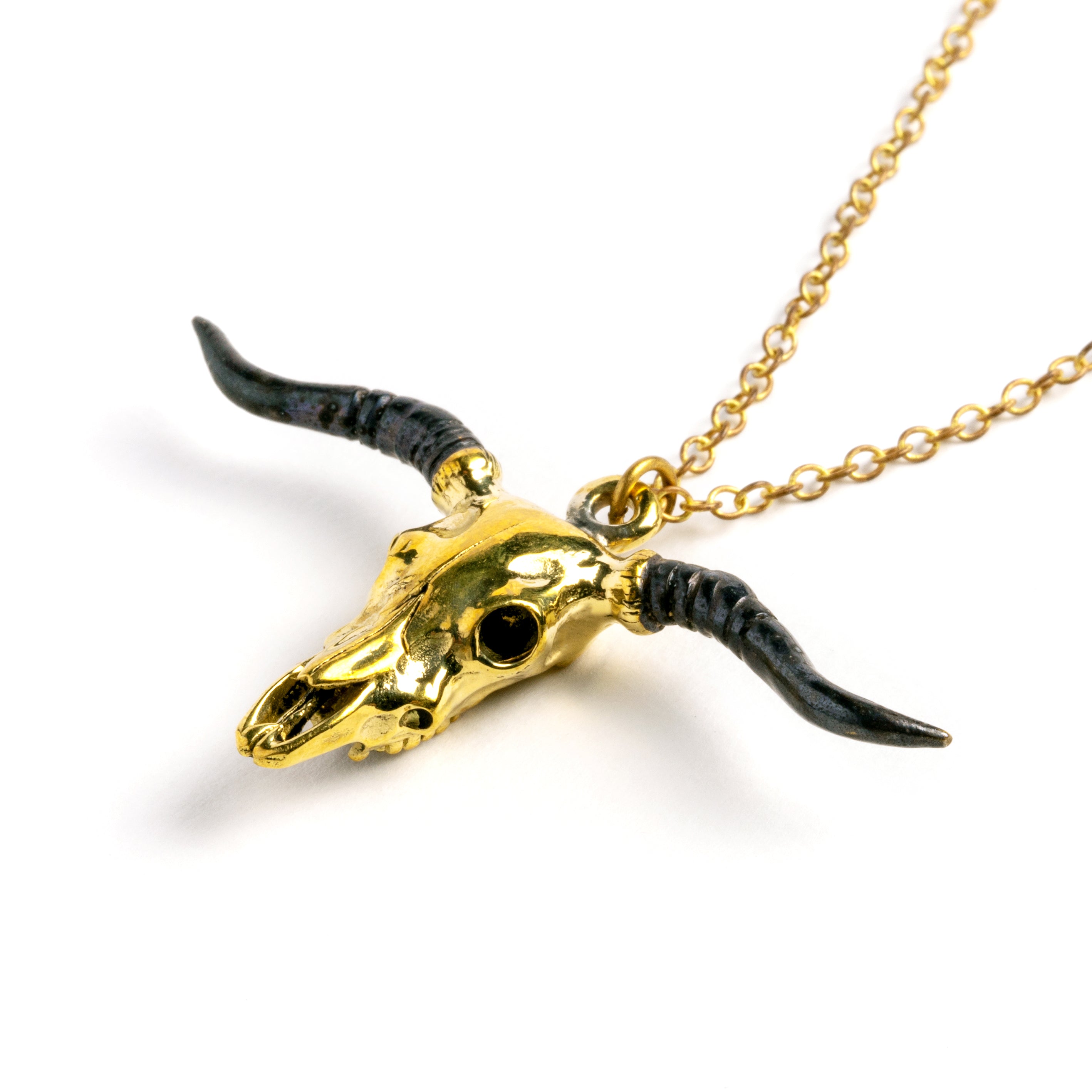 Longhorn-bull-skull-pendant_6