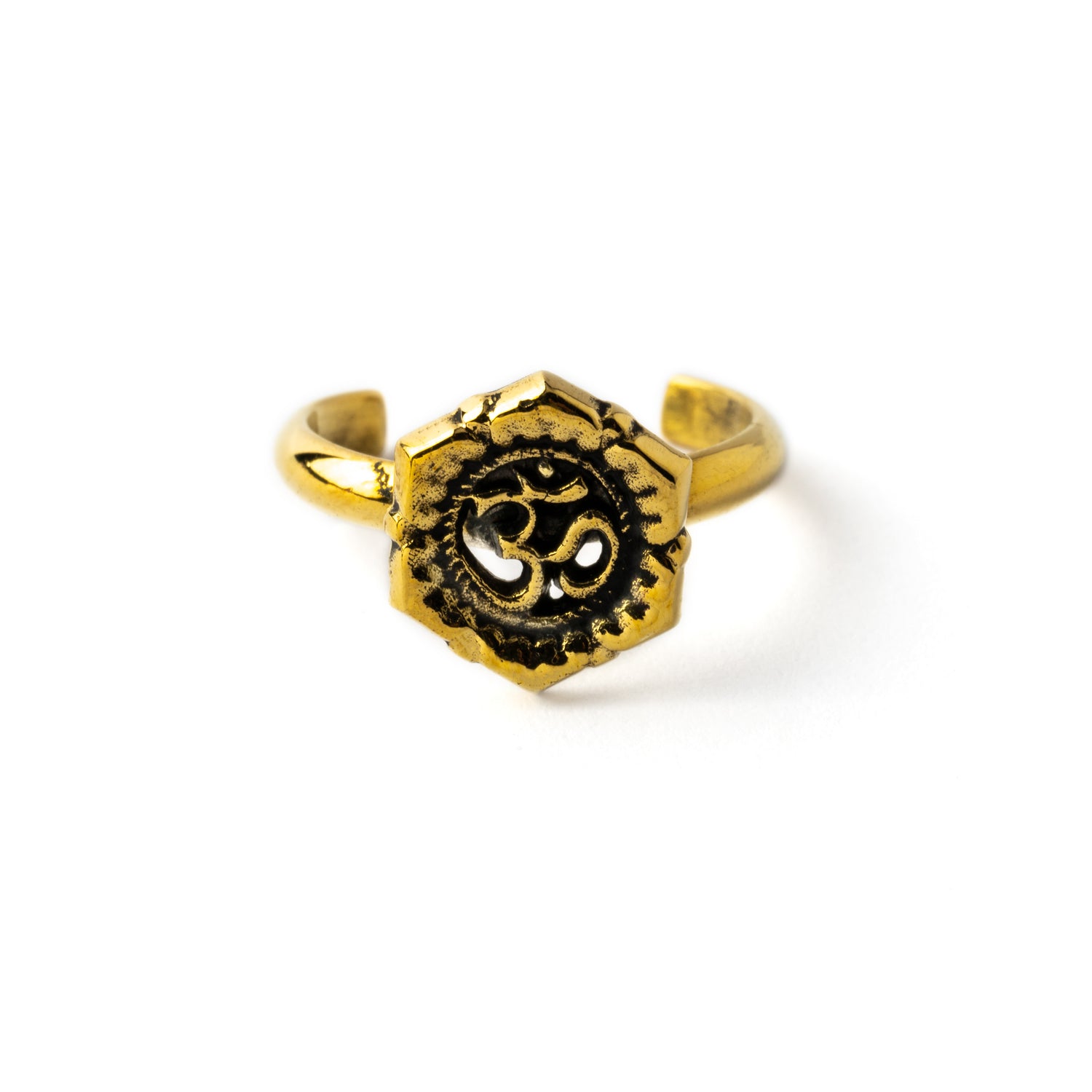 golden brass Lotus Om toe ring frontal view