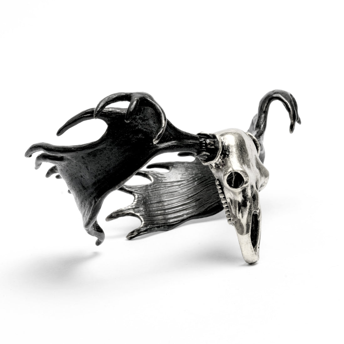 Moose-skull-horn-bracelet_1