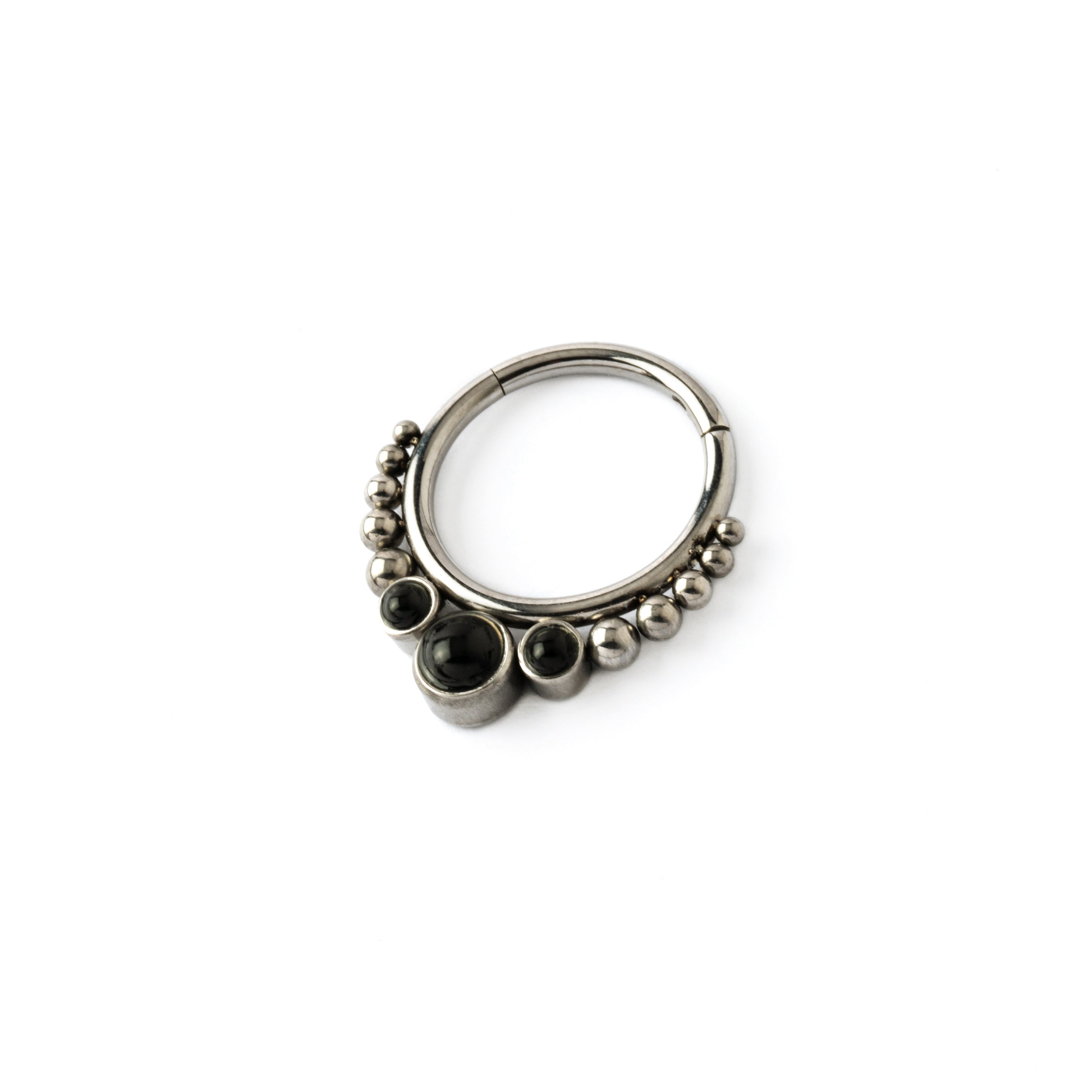 Surgical steel septum clicker ring with black onyx right sideview