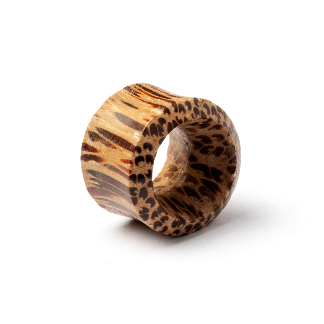 Light Palm Wood Ear Tunnel