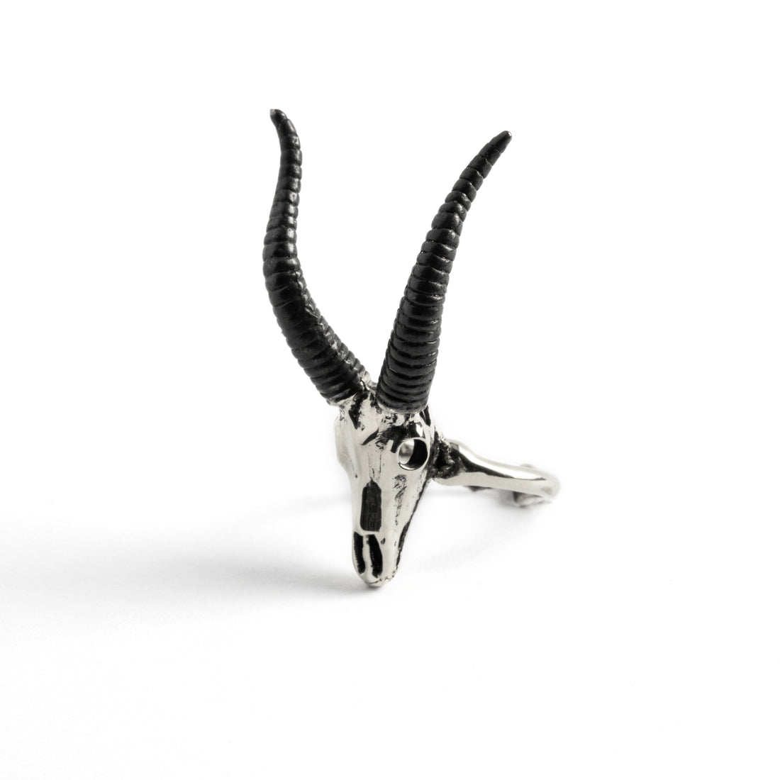 Ram-skull-adjustable-ring_2