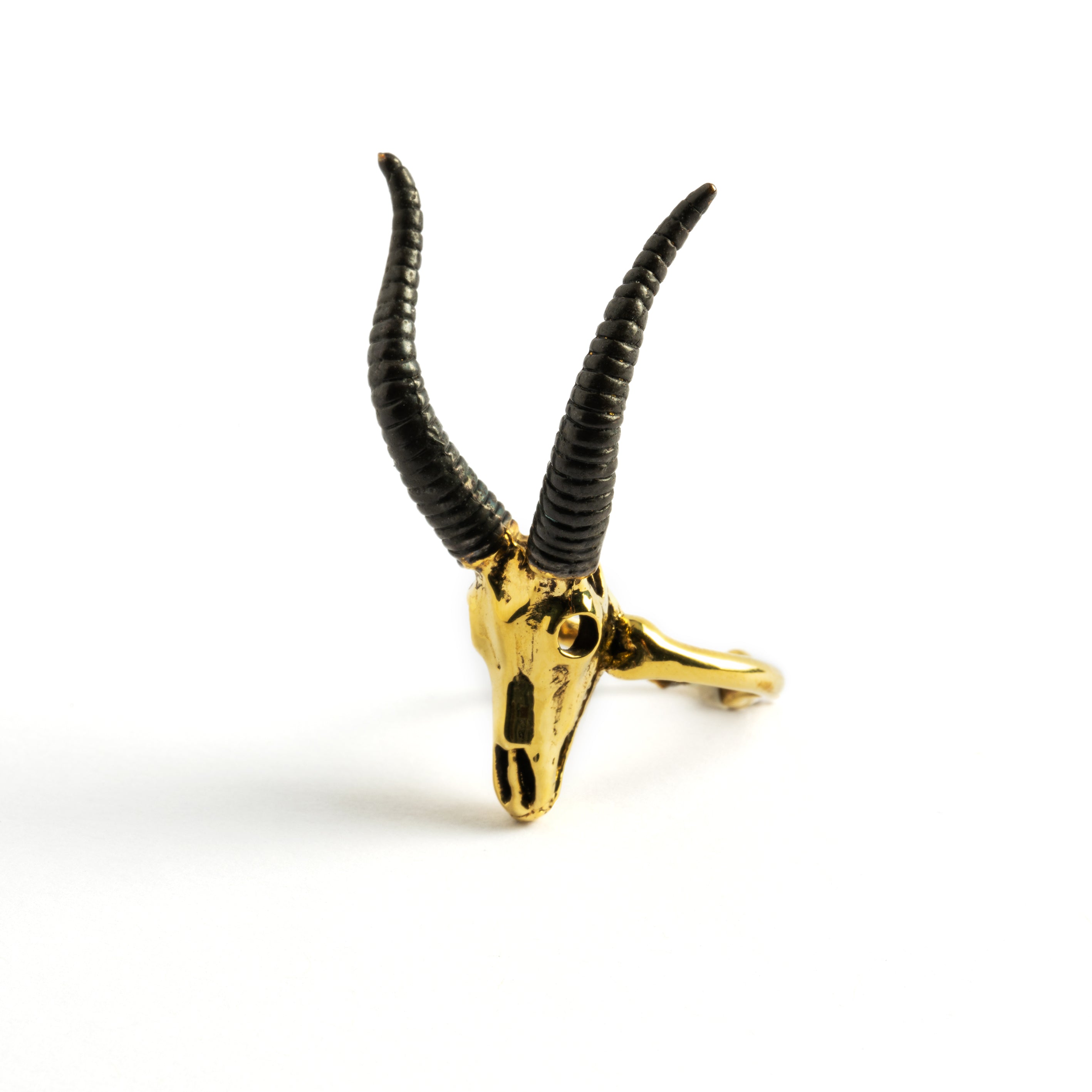 Ram-skull-ring_2