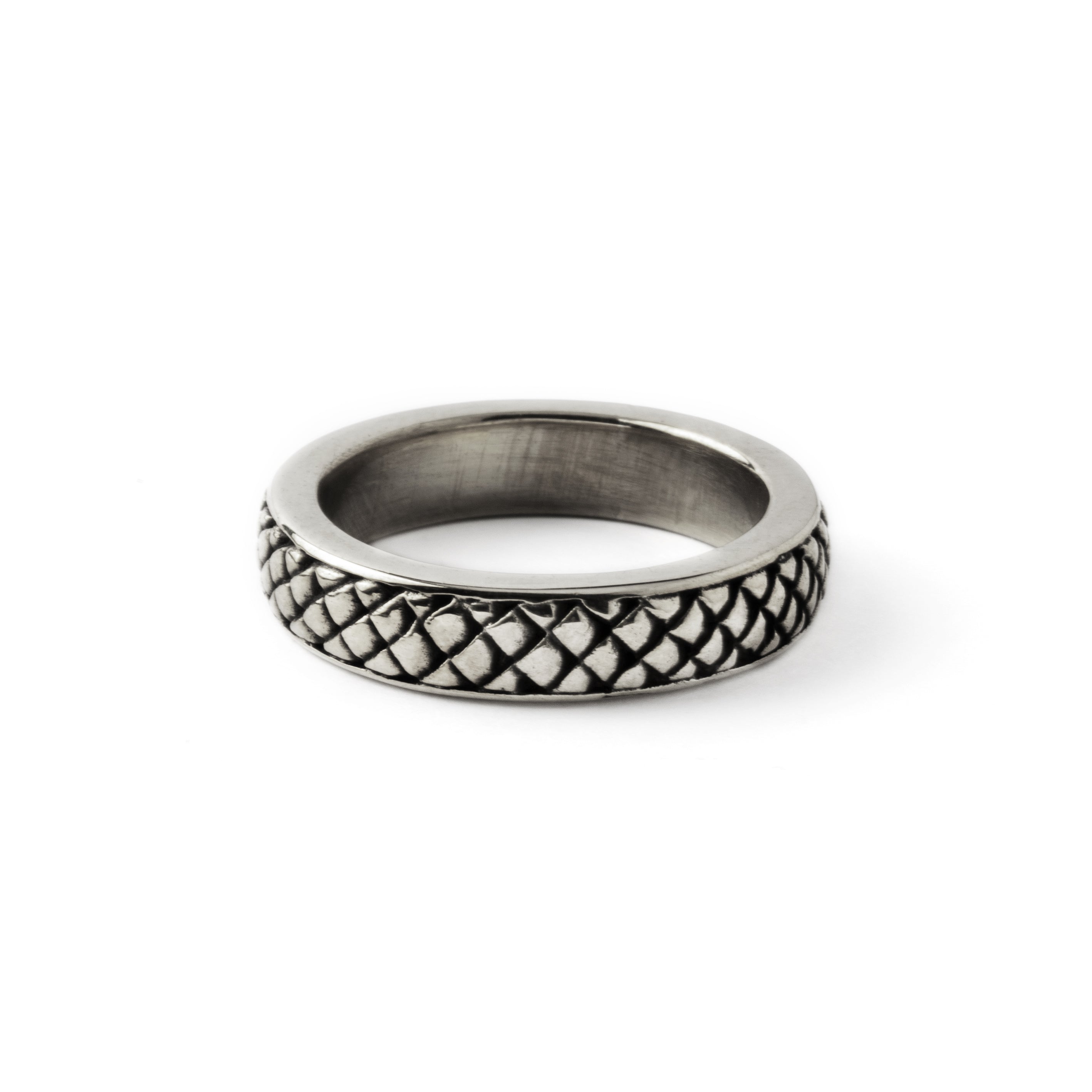 Rebirth- silver band ring with snake scales frontal view