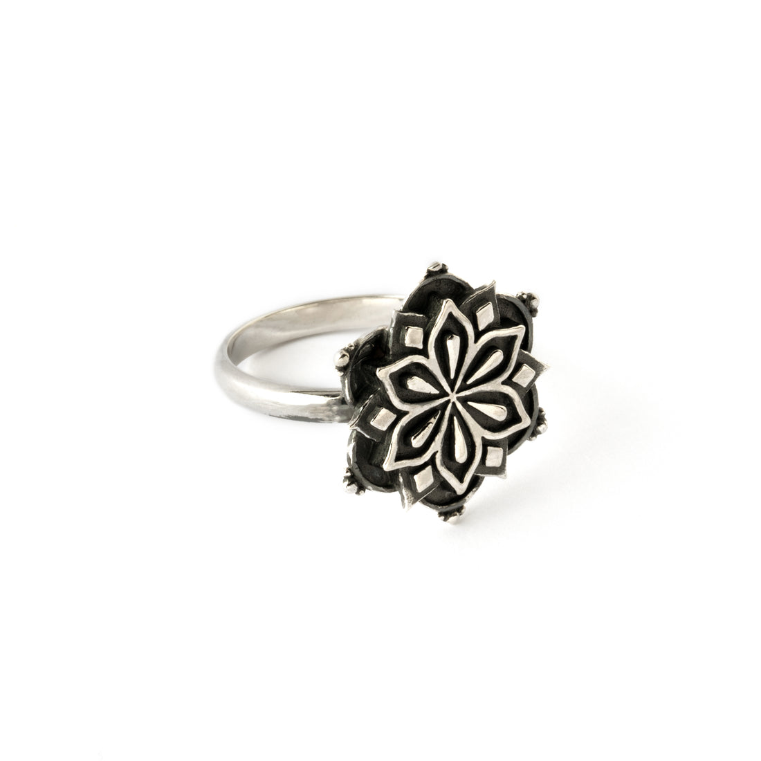 Sadhana silver ring right side view