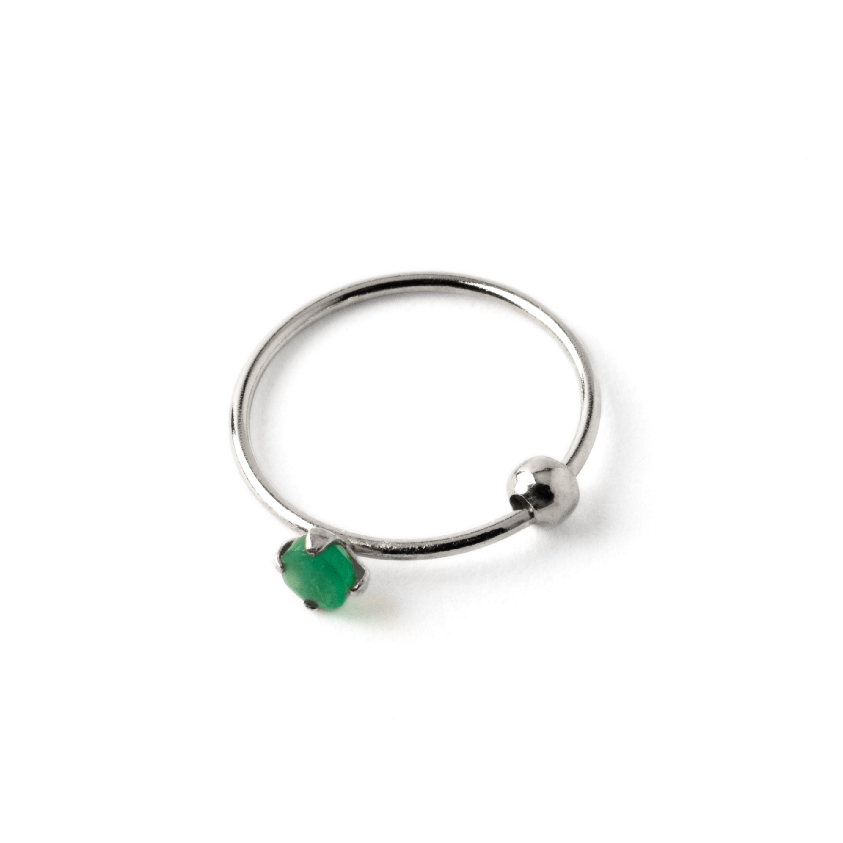 Silver-nose-ring-emerald3