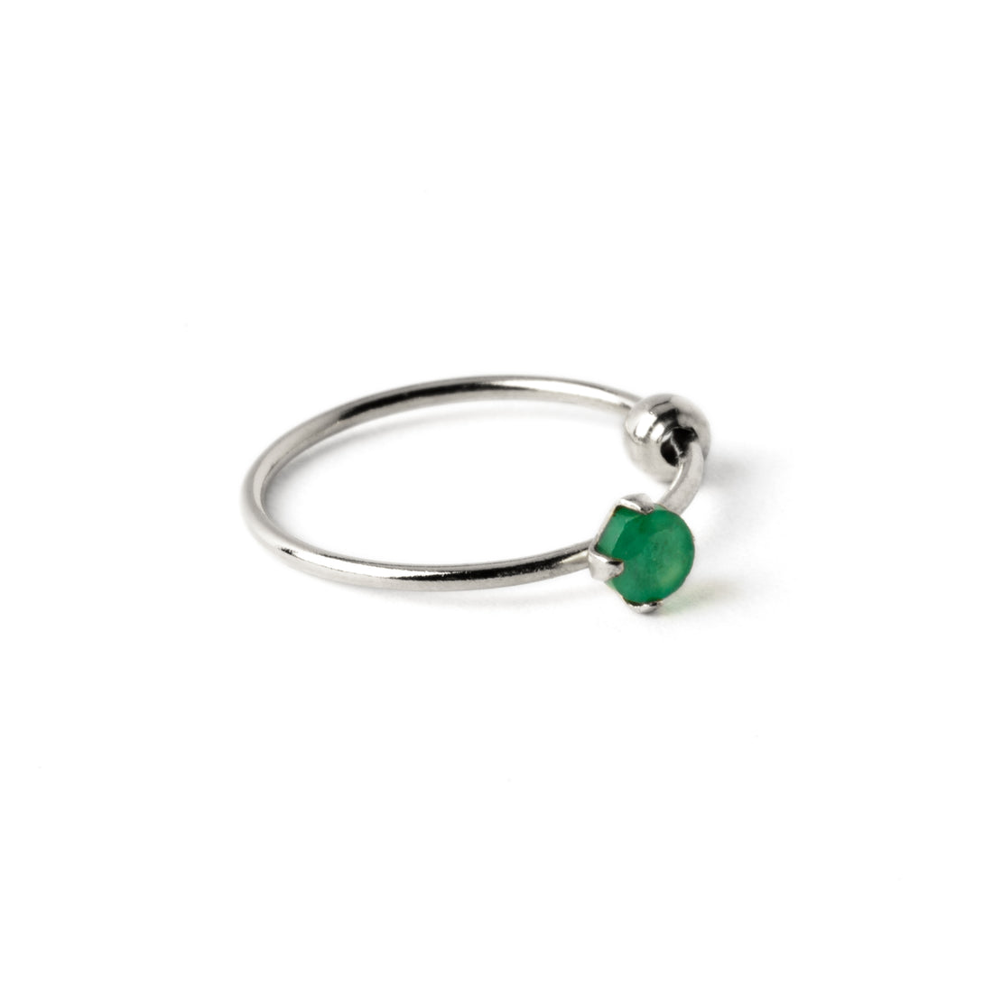 Silver-nose-ring-emerald4