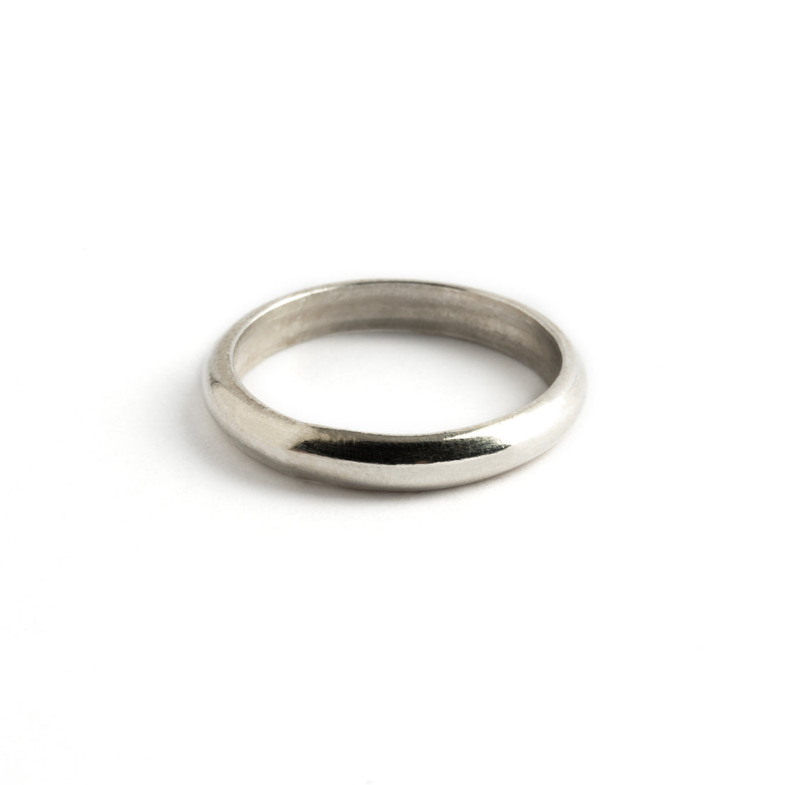 Silver Band Ring frontal view