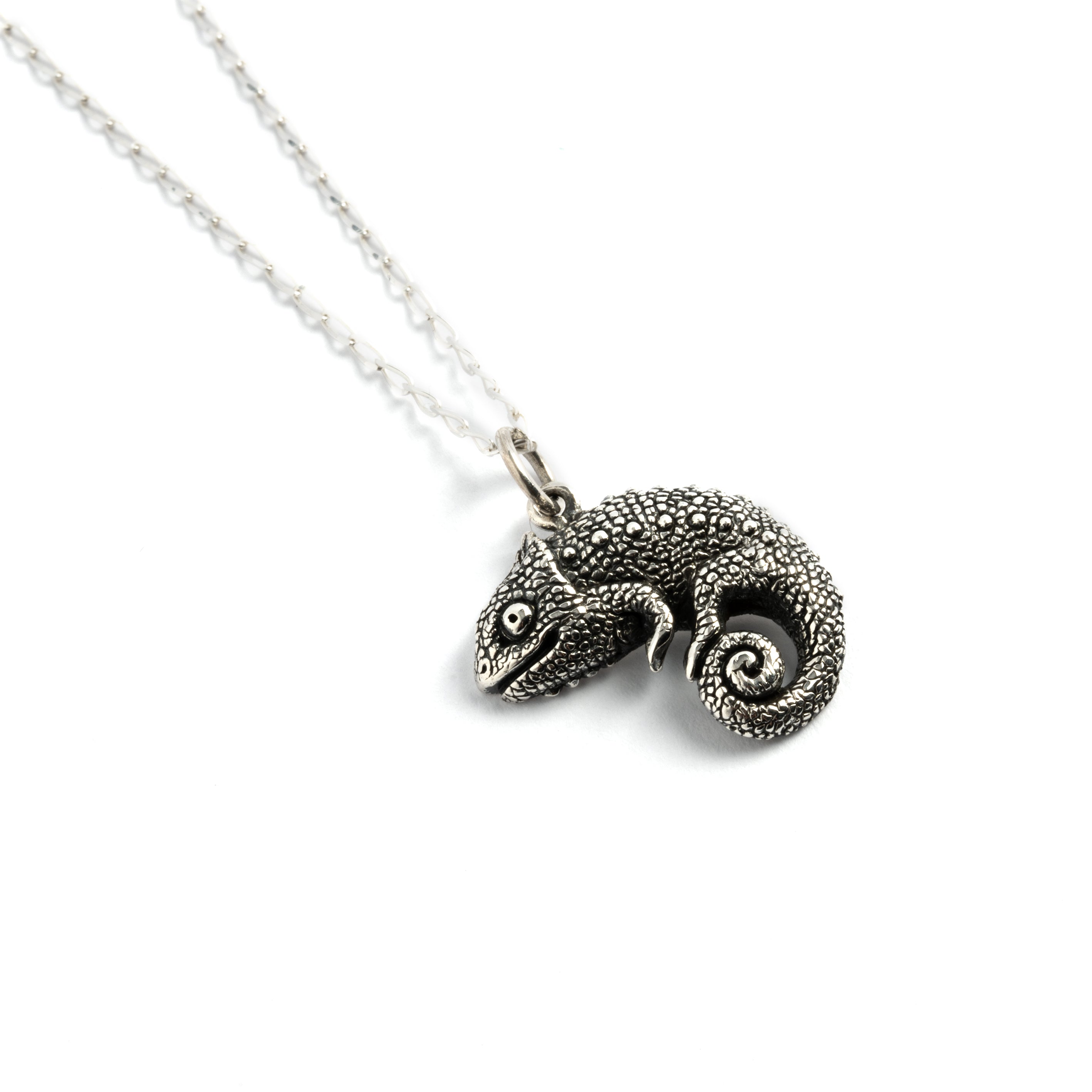 Silver-Iguana-Necklace_3